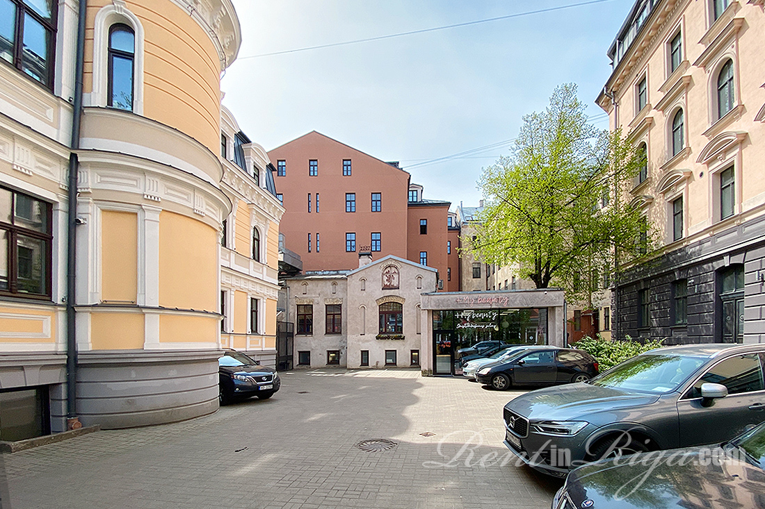 Pārdod dzīvokli, Alfrēda Kalniņa iela 6 - Attēls 1