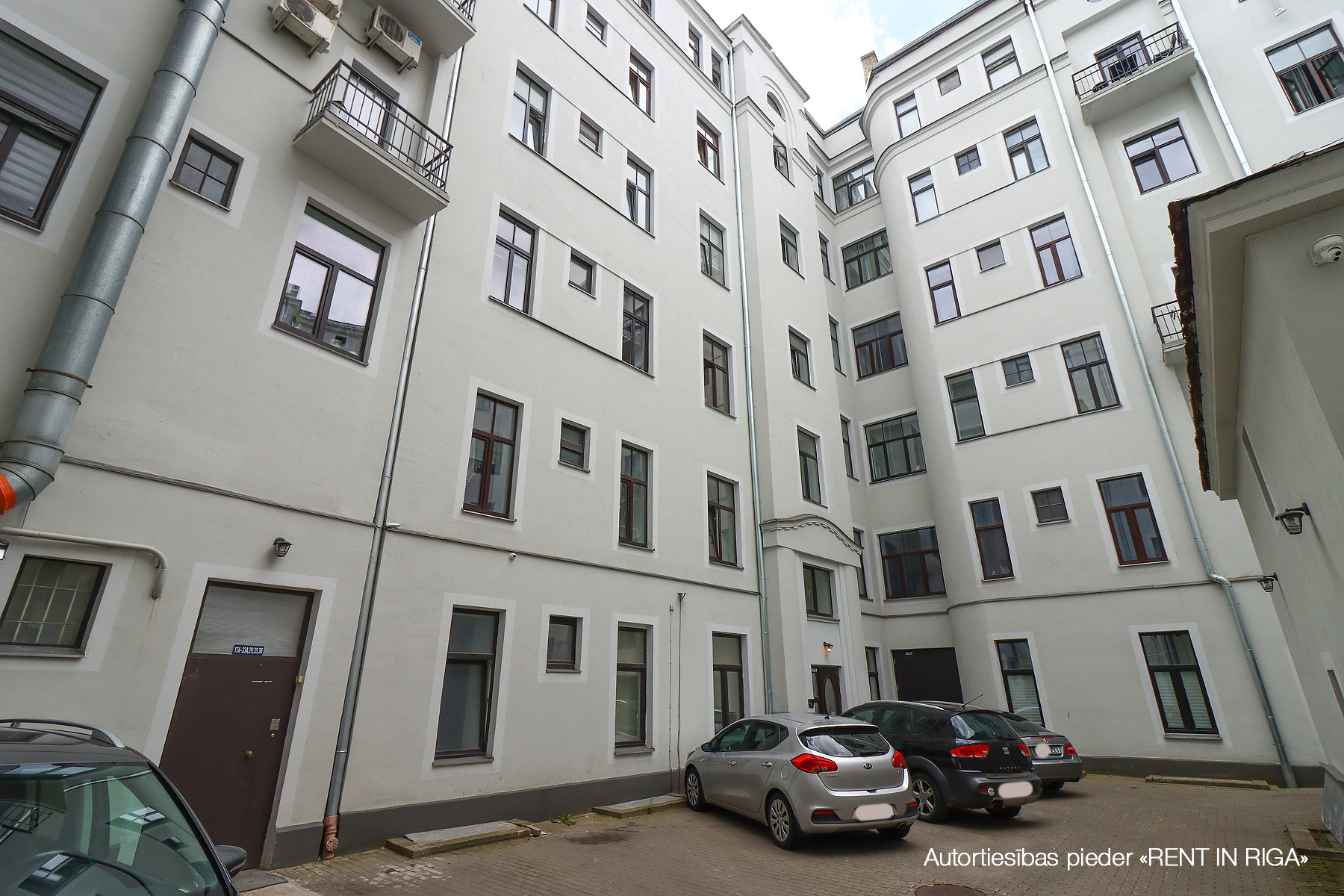 Pārdod dzīvokli, Kr. Barona iela 14 - Attēls 1