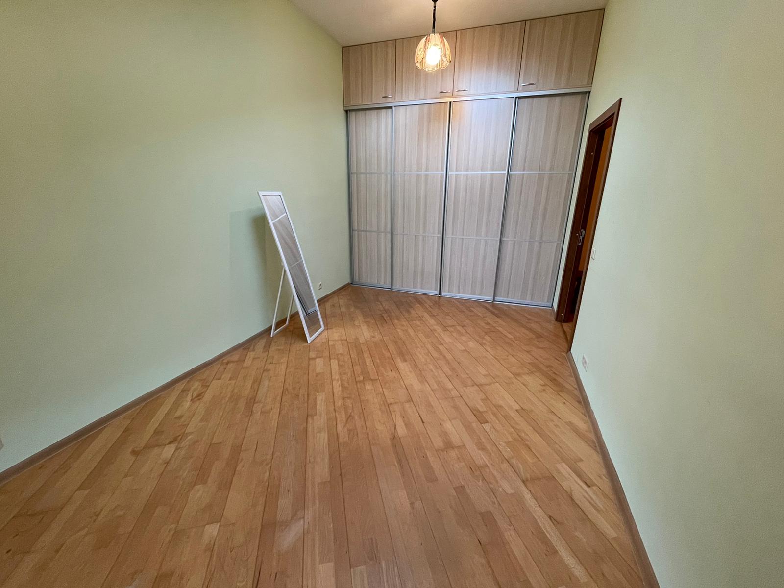 Pārdod dzīvokli, Lāčplēša iela iela 87E - Attēls 1