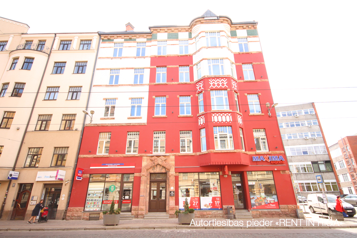 Pārdod dzīvokli, Krišjāņa Barona iela 30 - Attēls 1