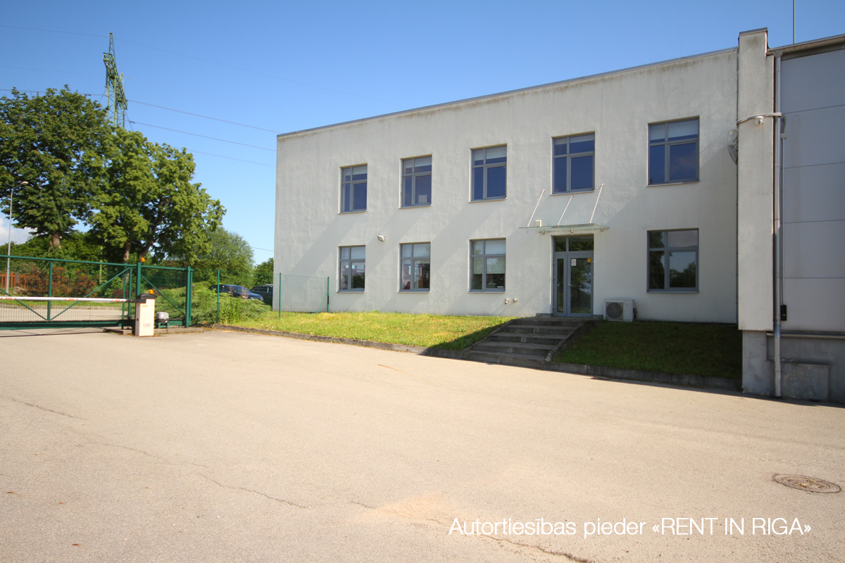 Pārdod noliktavu, Pliederu iela - Attēls 1