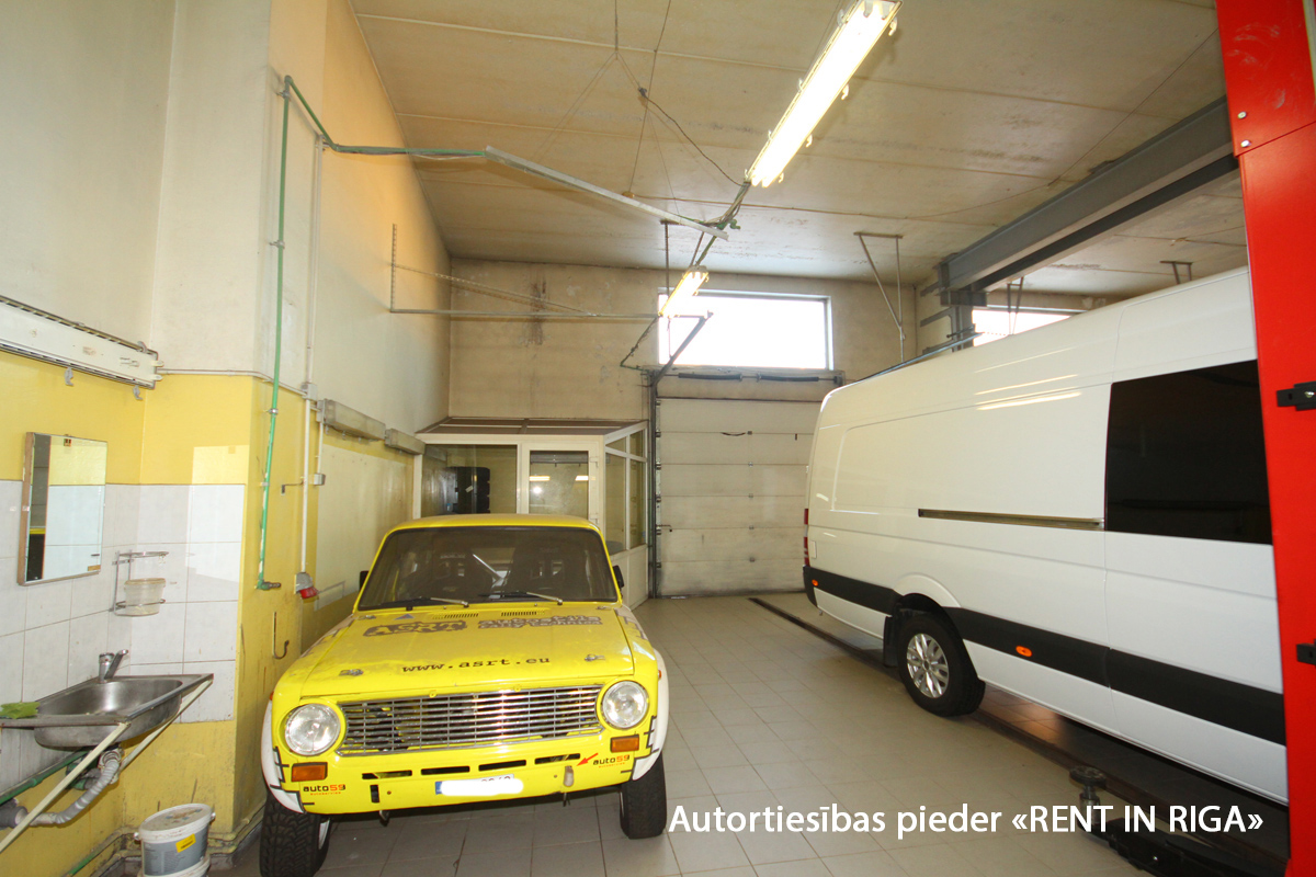 Pārdod noliktavu, Ventspils iela - Attēls 1
