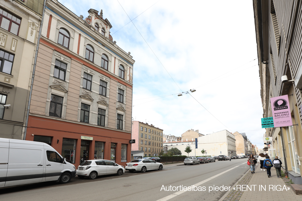 Pārdod dzīvokli, Dzirnavu iela 92 - Attēls 1