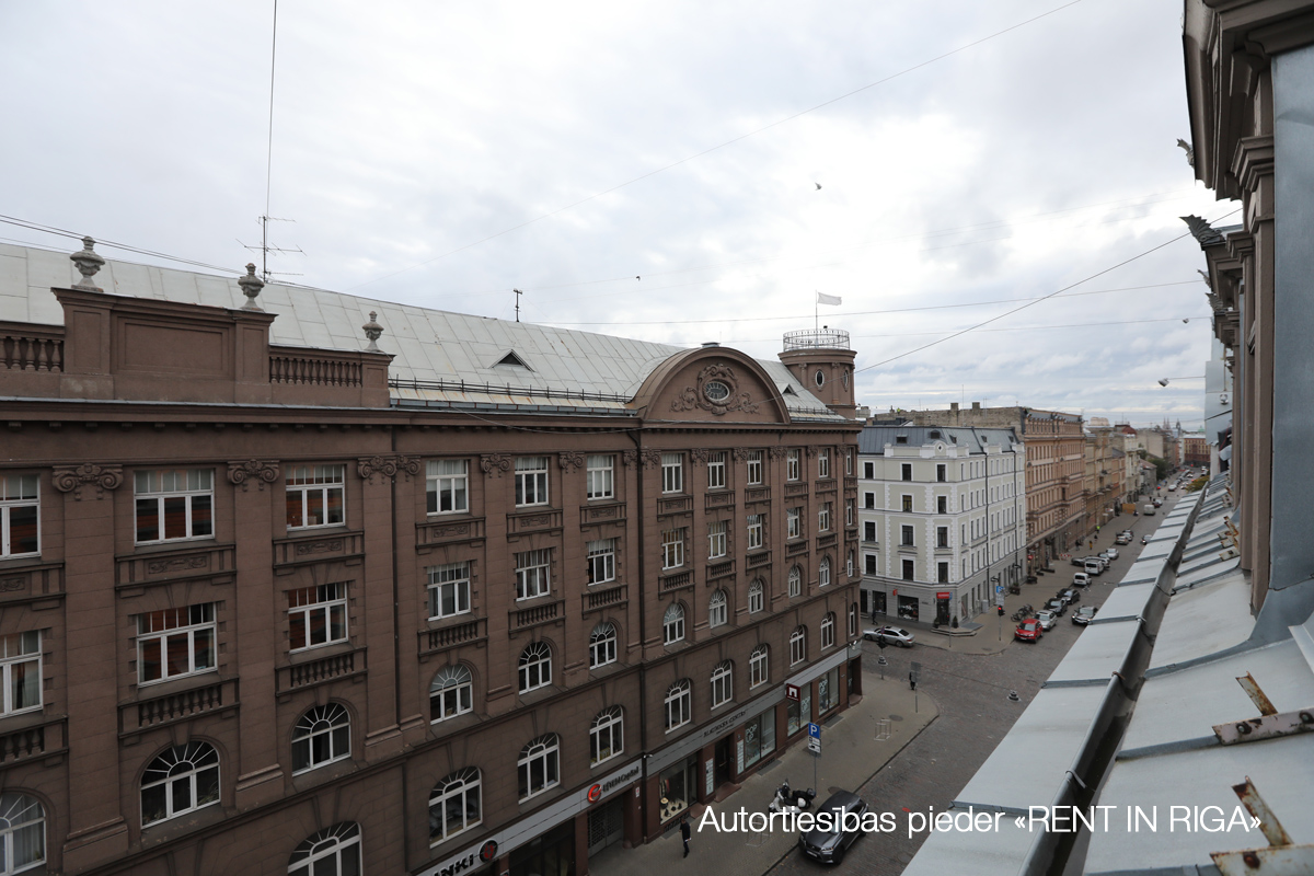 Pārdod dzīvokli, Blaumaņa iela 12 - Attēls 1