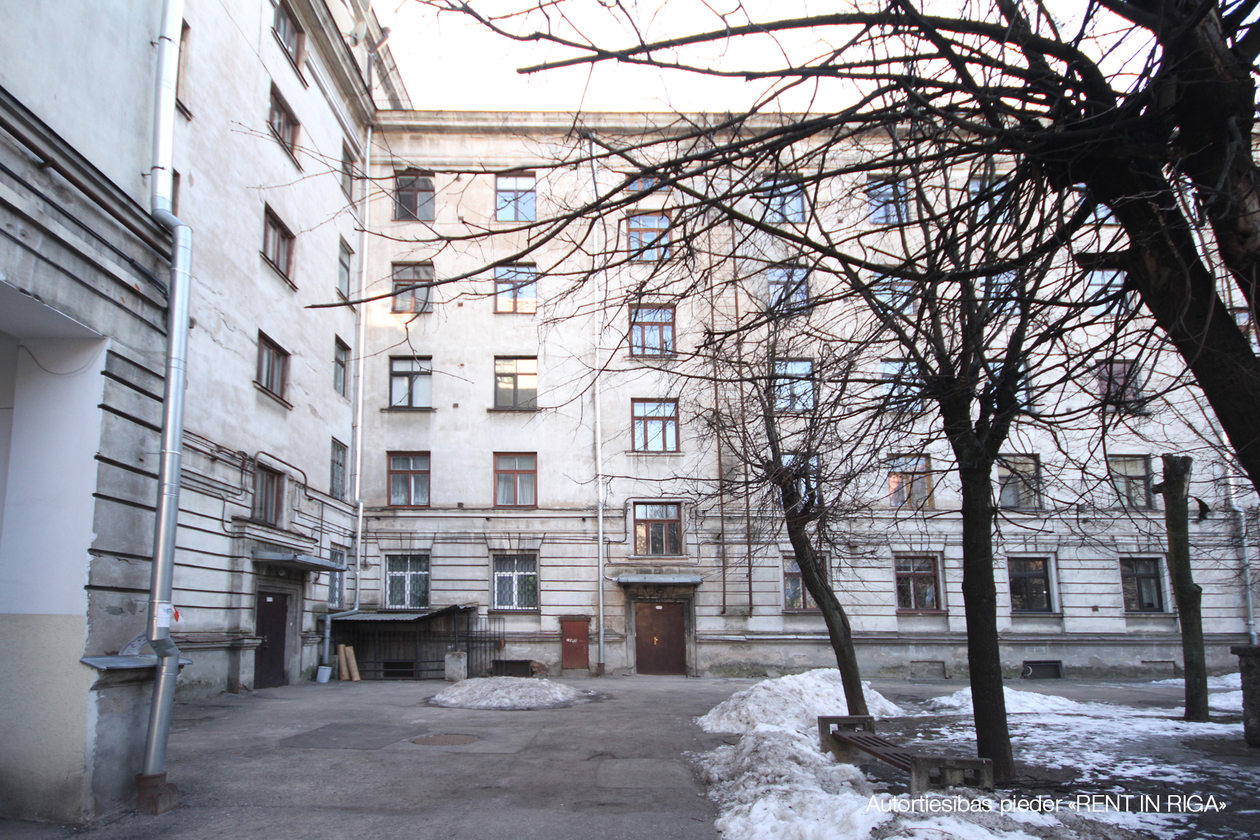 Pārdod dzīvokli, Puškina iela 19 - Attēls 1