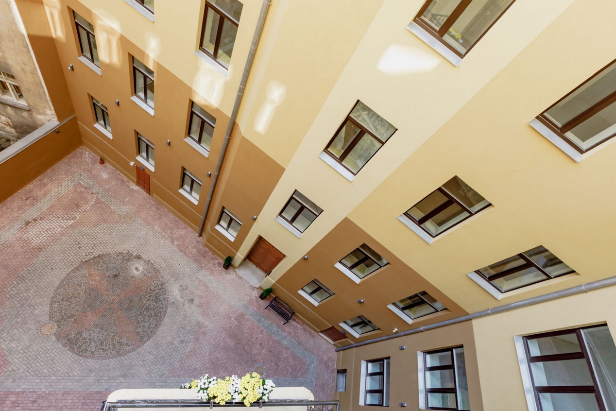Pārdod dzīvokli, Lāčplēša iela 24 - Attēls 1