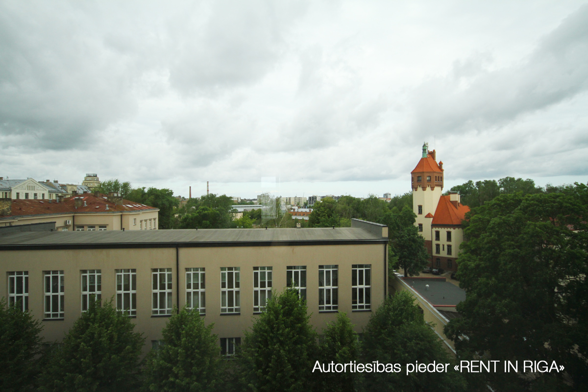 Pārdod dzīvokli, Strēlnieku iela 8 - Attēls 1