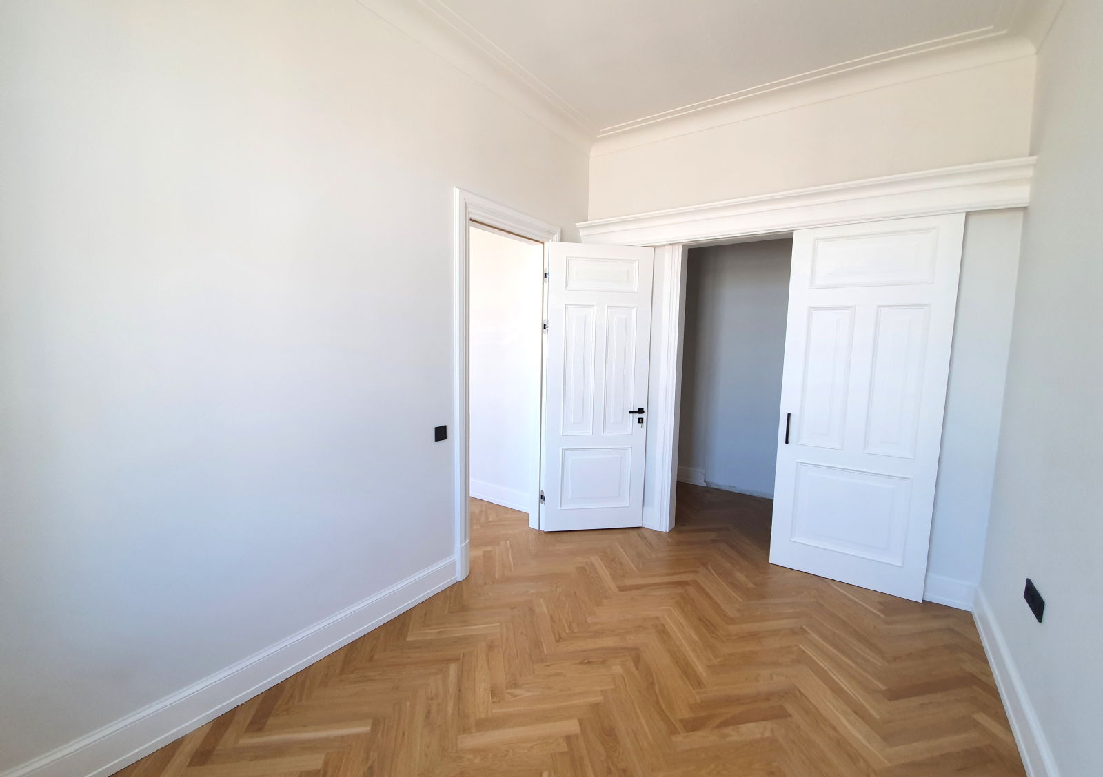 Pārdod dzīvokli, K.Barona iela 30 - Attēls 1