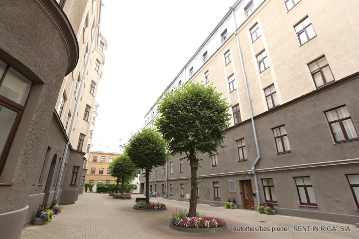 Izīrē dzīvokli, Pulkveža Brieža iela 7 - Attēls 1