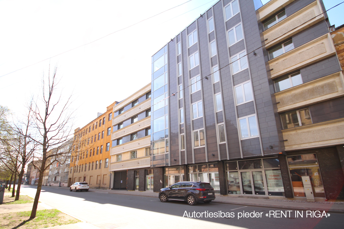 Iznomā tirdzniecības telpas, Stabu iela - Attēls 1