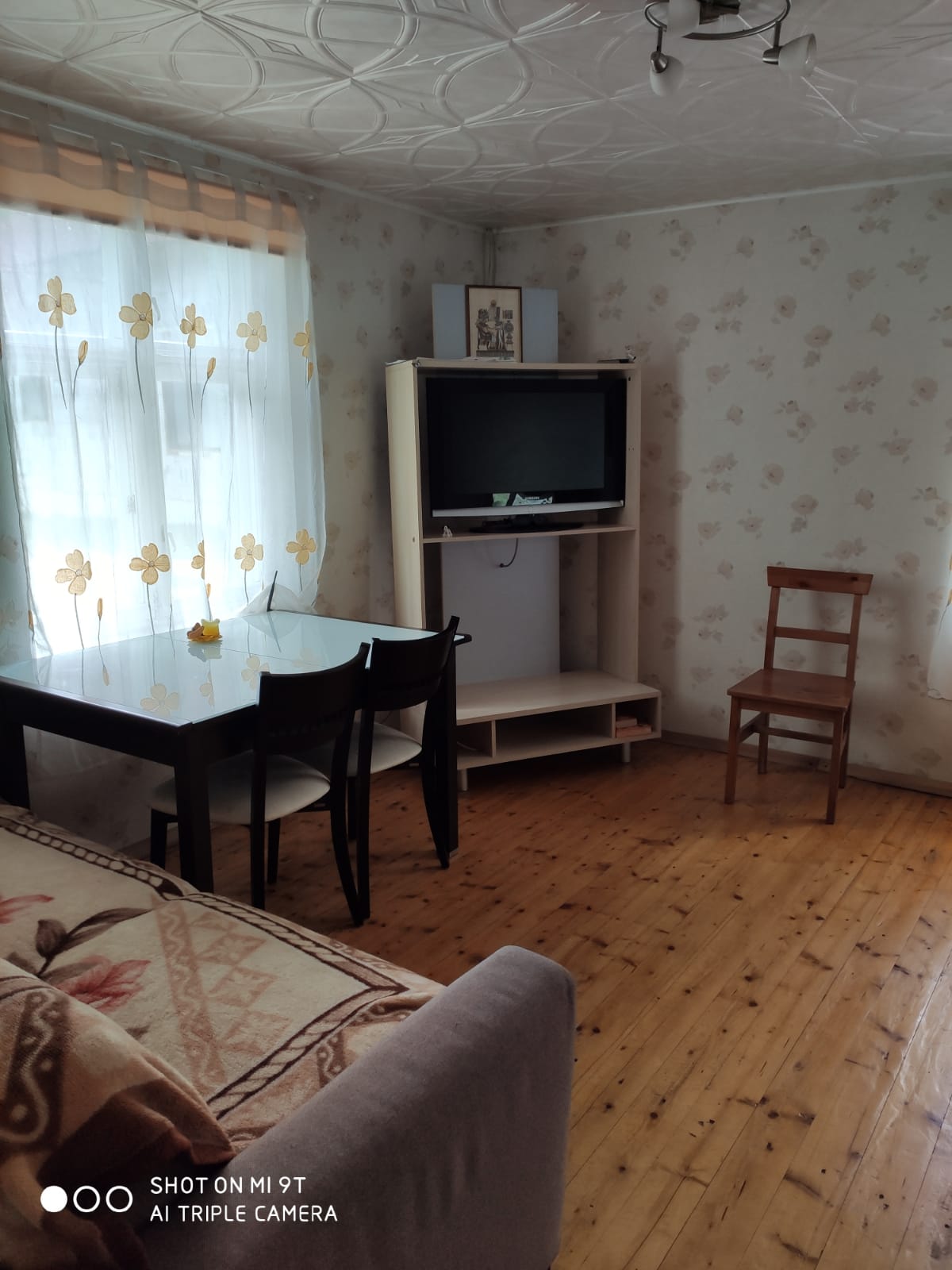 Pārdod māju, Celmiņi - Attēls 1