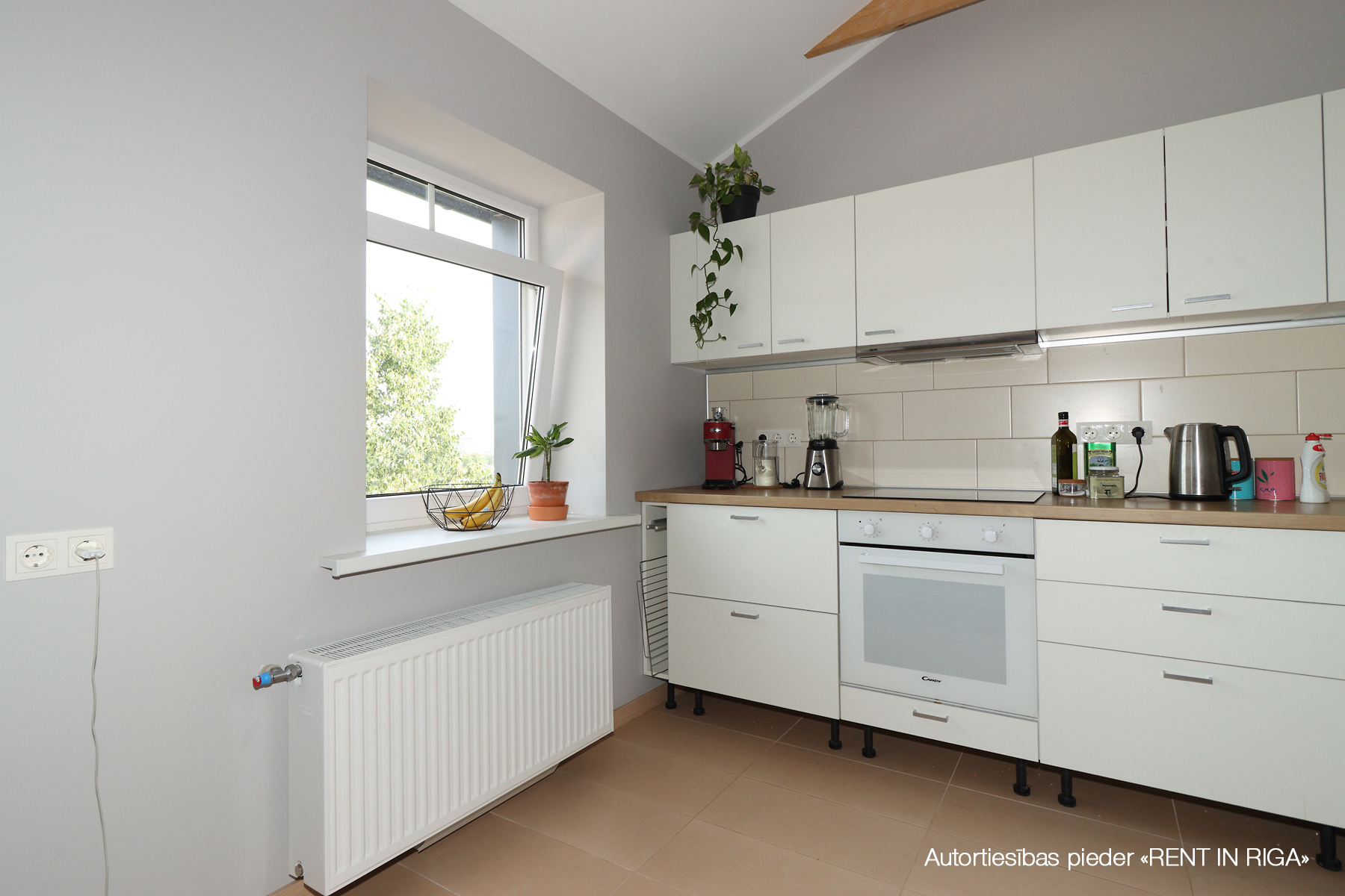 Pārdod dzīvokli, Brīvības iela 183/1 - Attēls 1