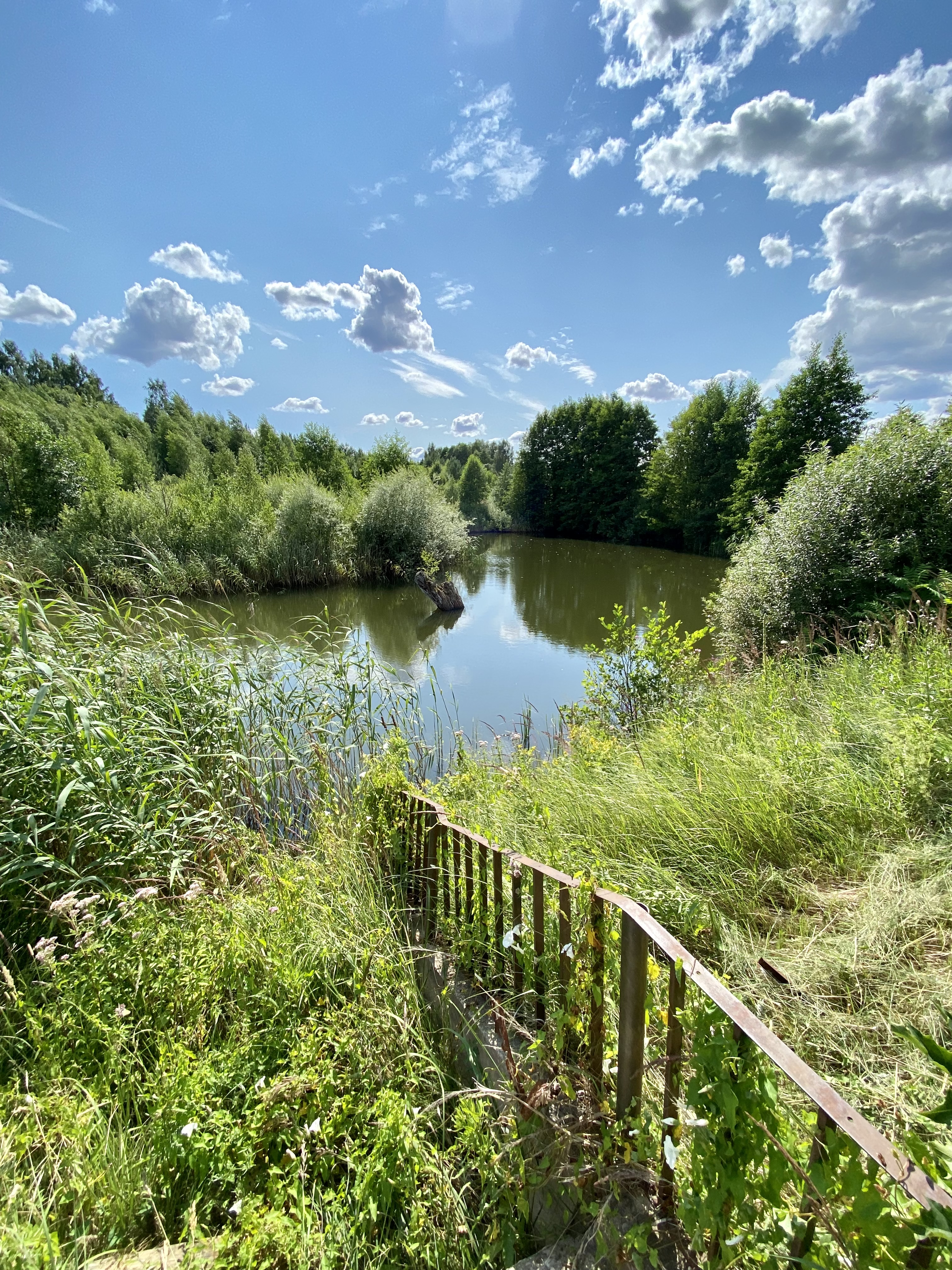 Pārdod māju, Kalēji - Attēls 1