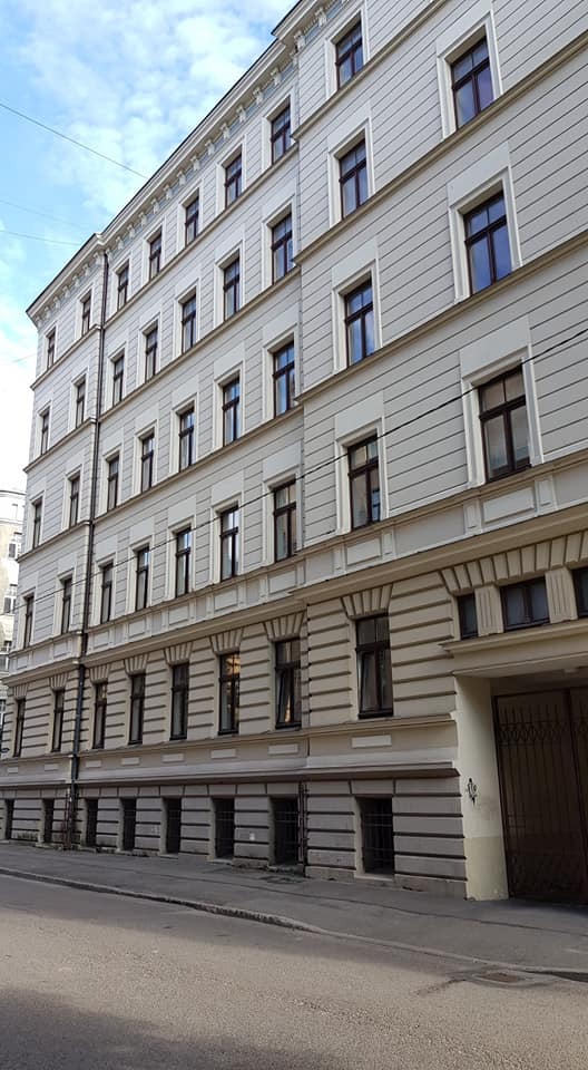 Pārdod dzīvokli, Stabu iela 92 - Attēls 1