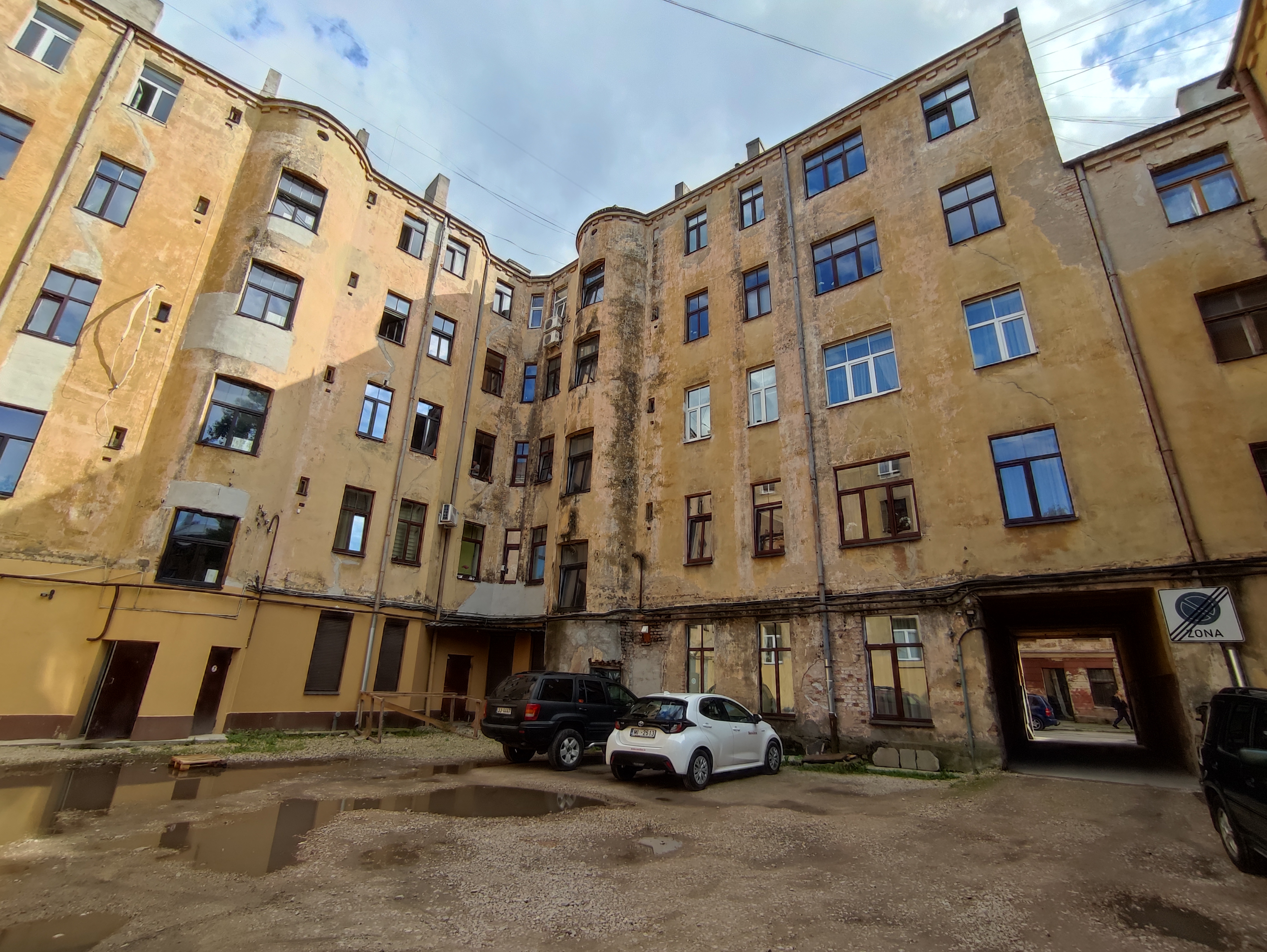 Pārdod dzīvokli, Lāčplēša iela iela 112 - Attēls 1