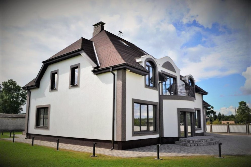 Pārdod māju, Putnu - Attēls 1