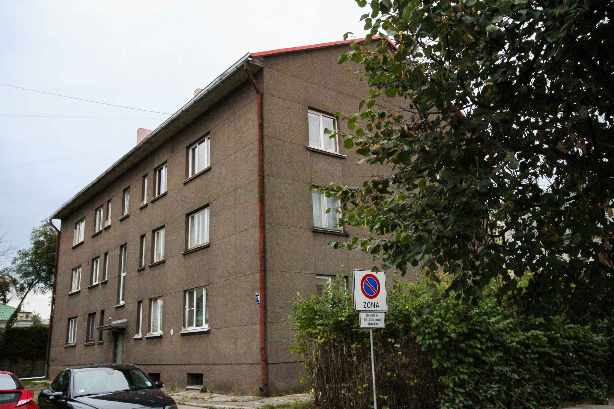 Pārdod dzīvokli, Ērgļu iela 12 - Attēls 1