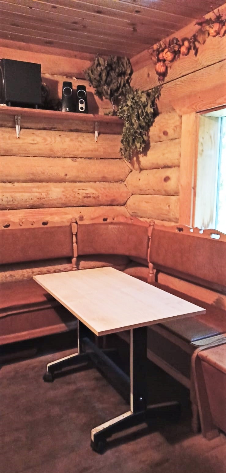 Pārdod māju, Ciema iela - Attēls 1