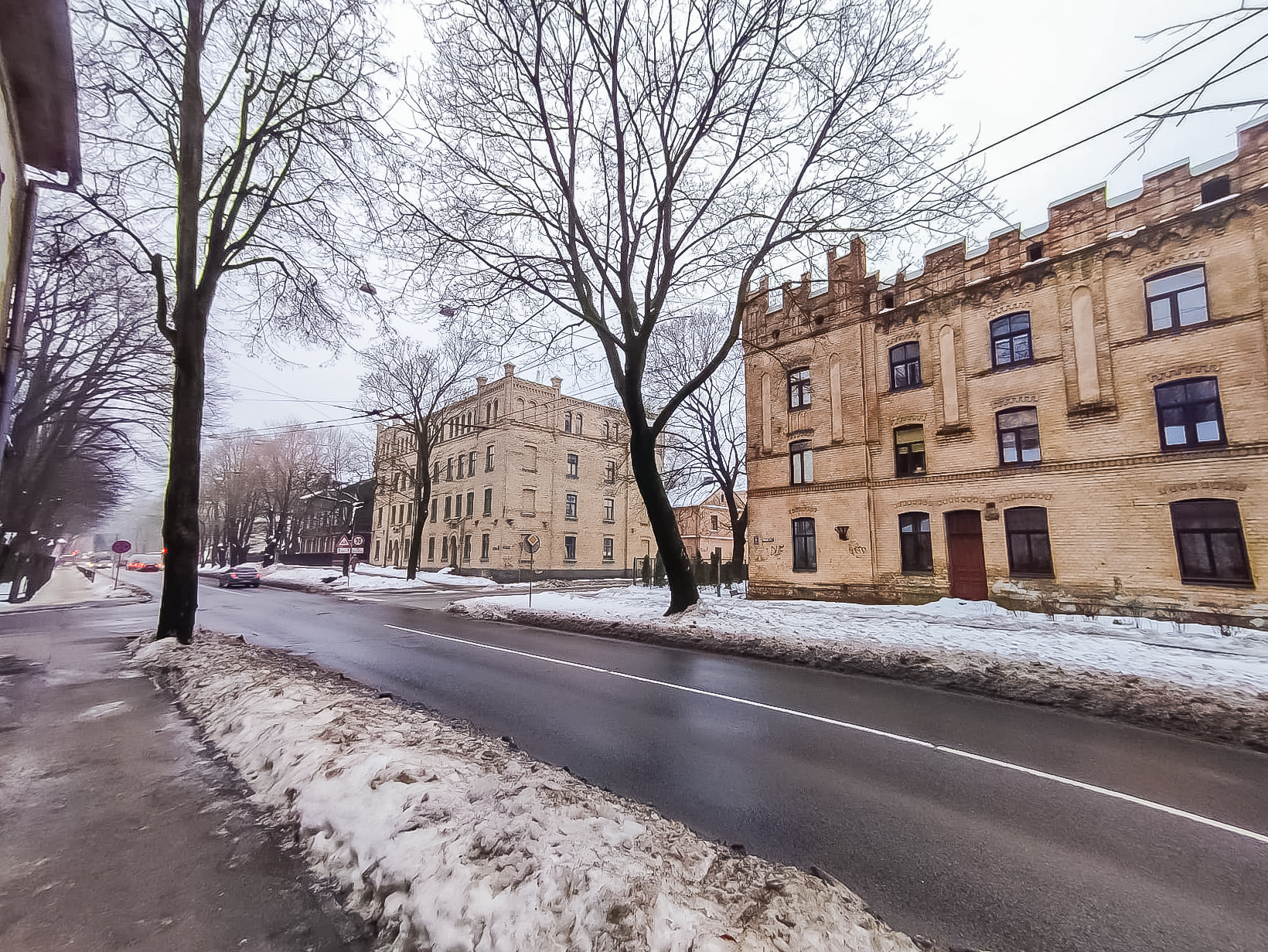 Pārdod dzīvokli, Melnsila iela 9 - Attēls 1