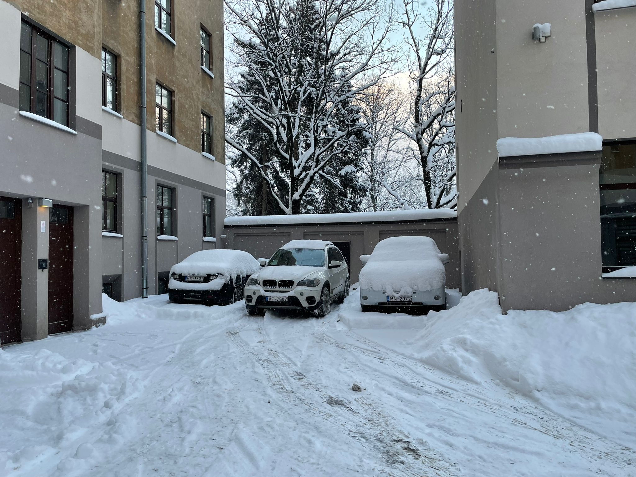 Pārdod dzīvokli, Čaka iela iela 84 - Attēls 1