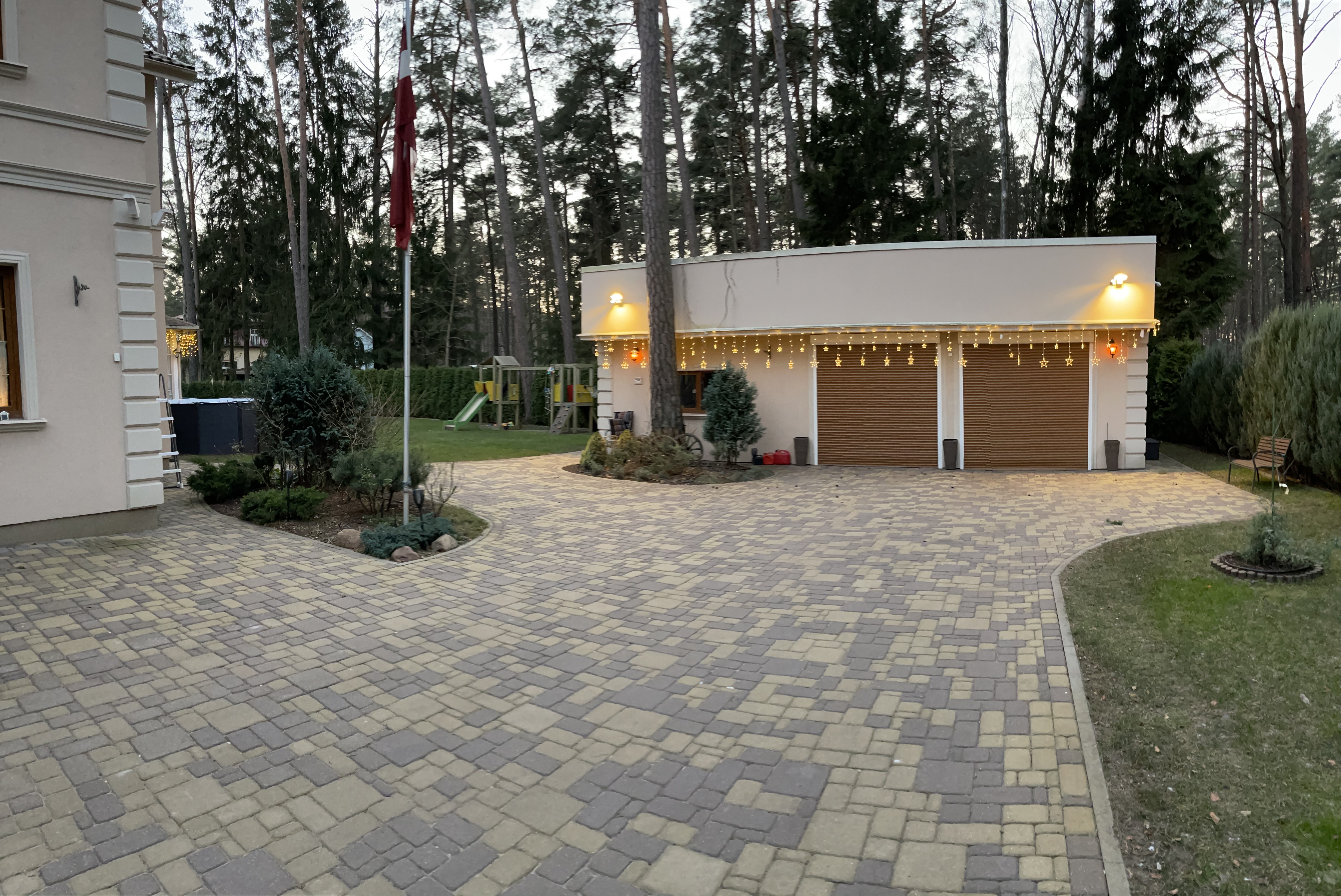 Pārdod māju, Brīvības prospekts iela - Attēls 1