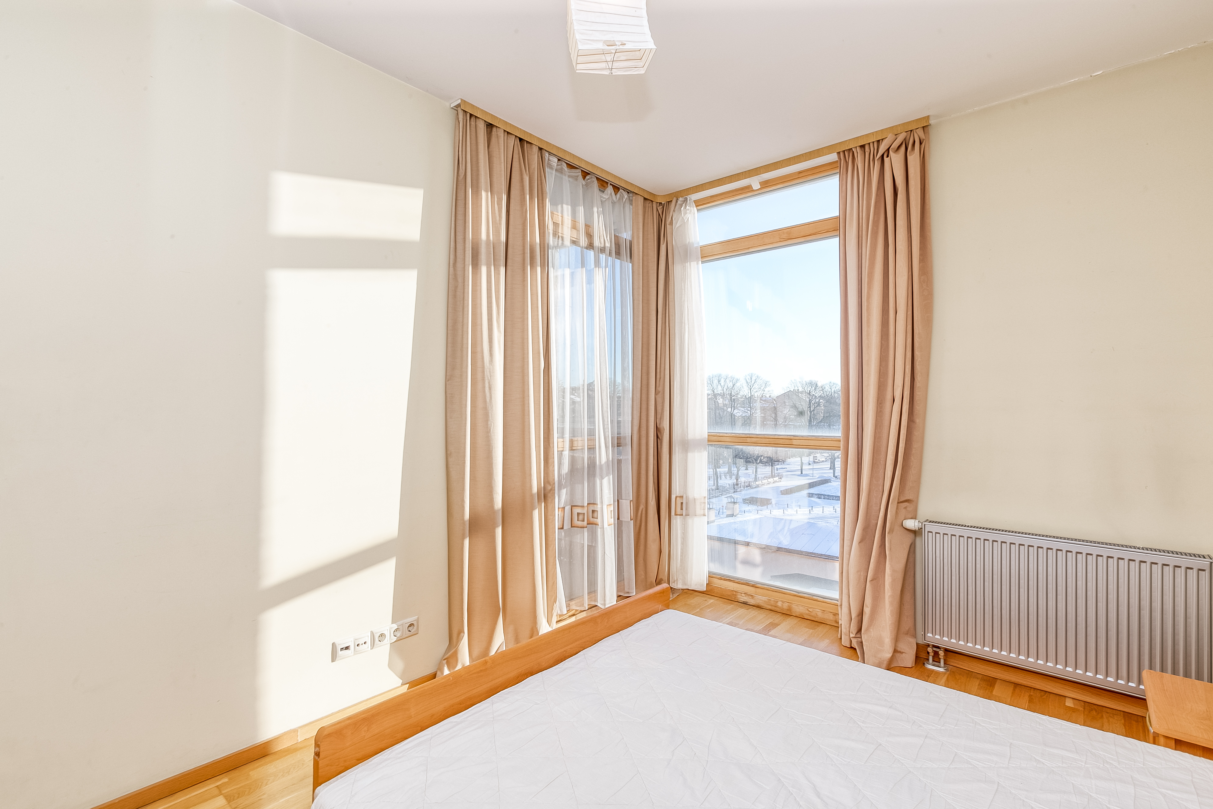 Pārdod dzīvokli, Čaka iela iela 96 - Attēls 1