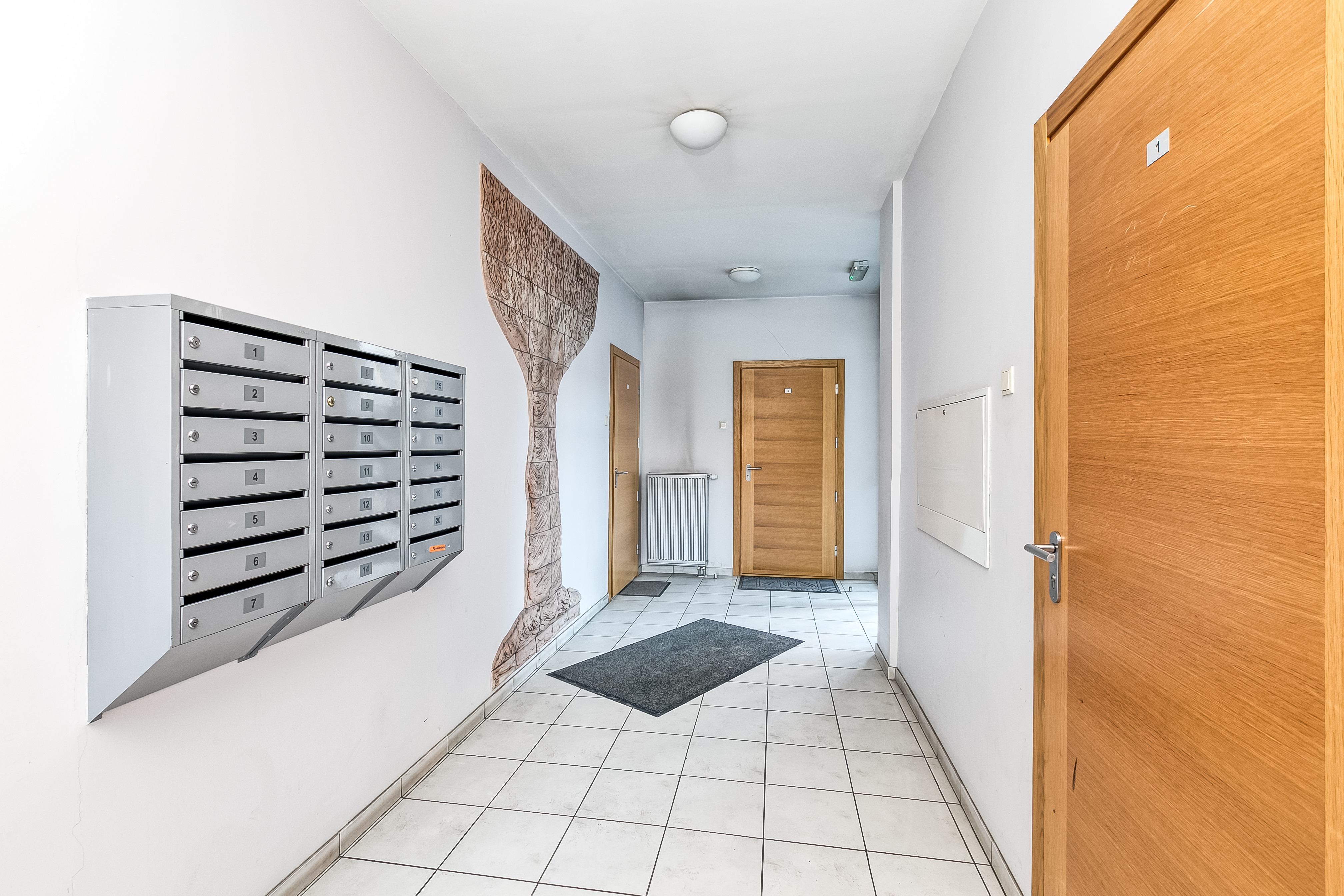 Pārdod dzīvokli, Čaka iela iela 96 - Attēls 1