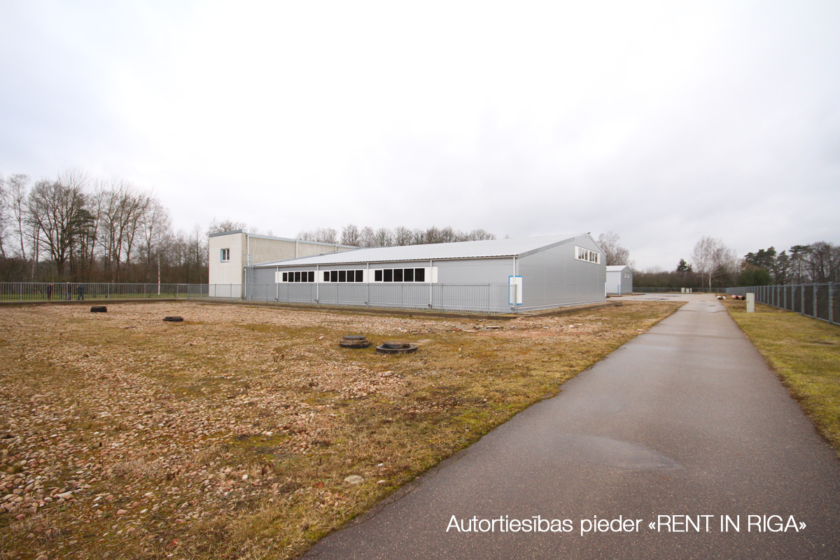 Pārdod noliktavu, Avenes iela - Attēls 1
