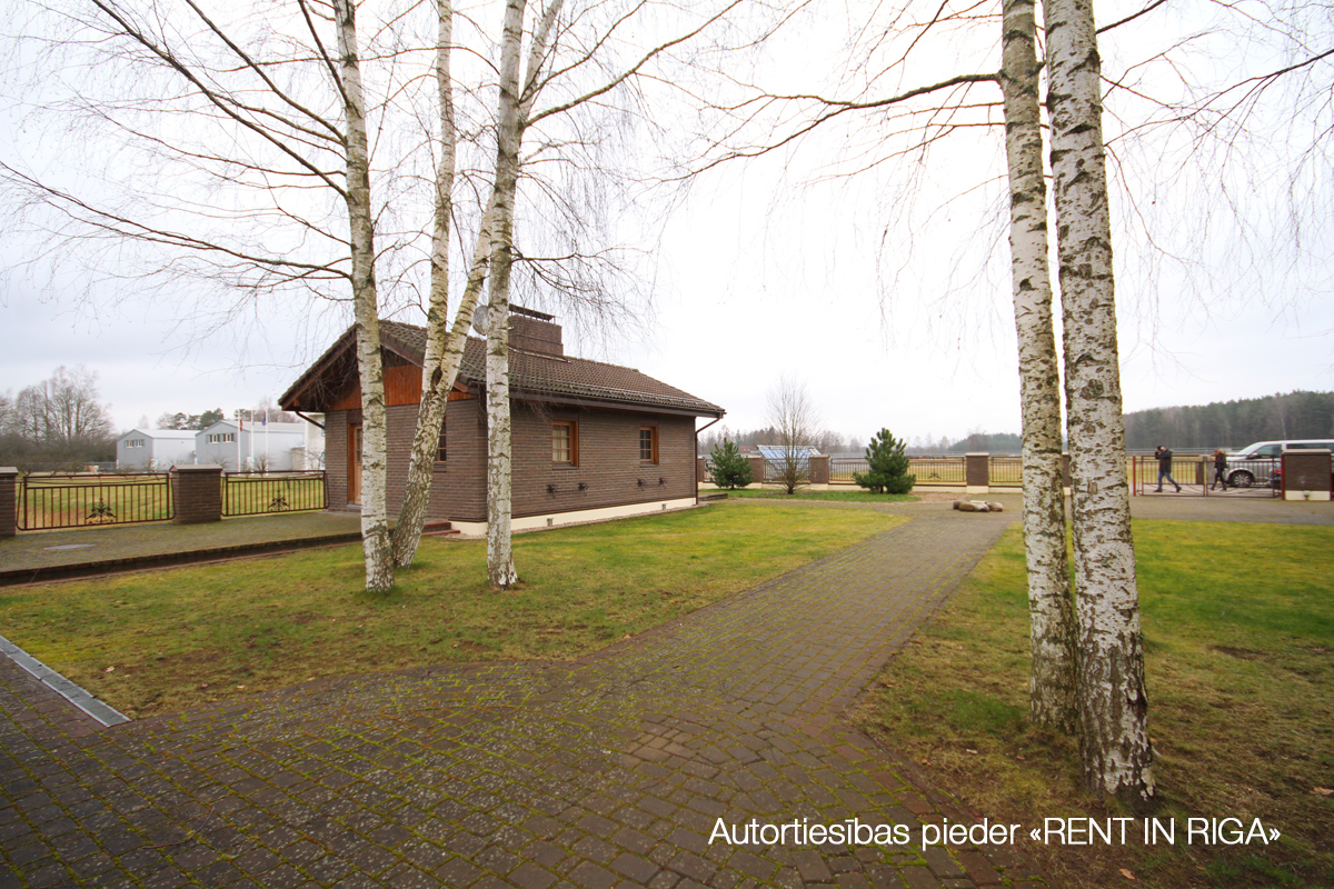 Pārdod noliktavu, Avenes iela - Attēls 1