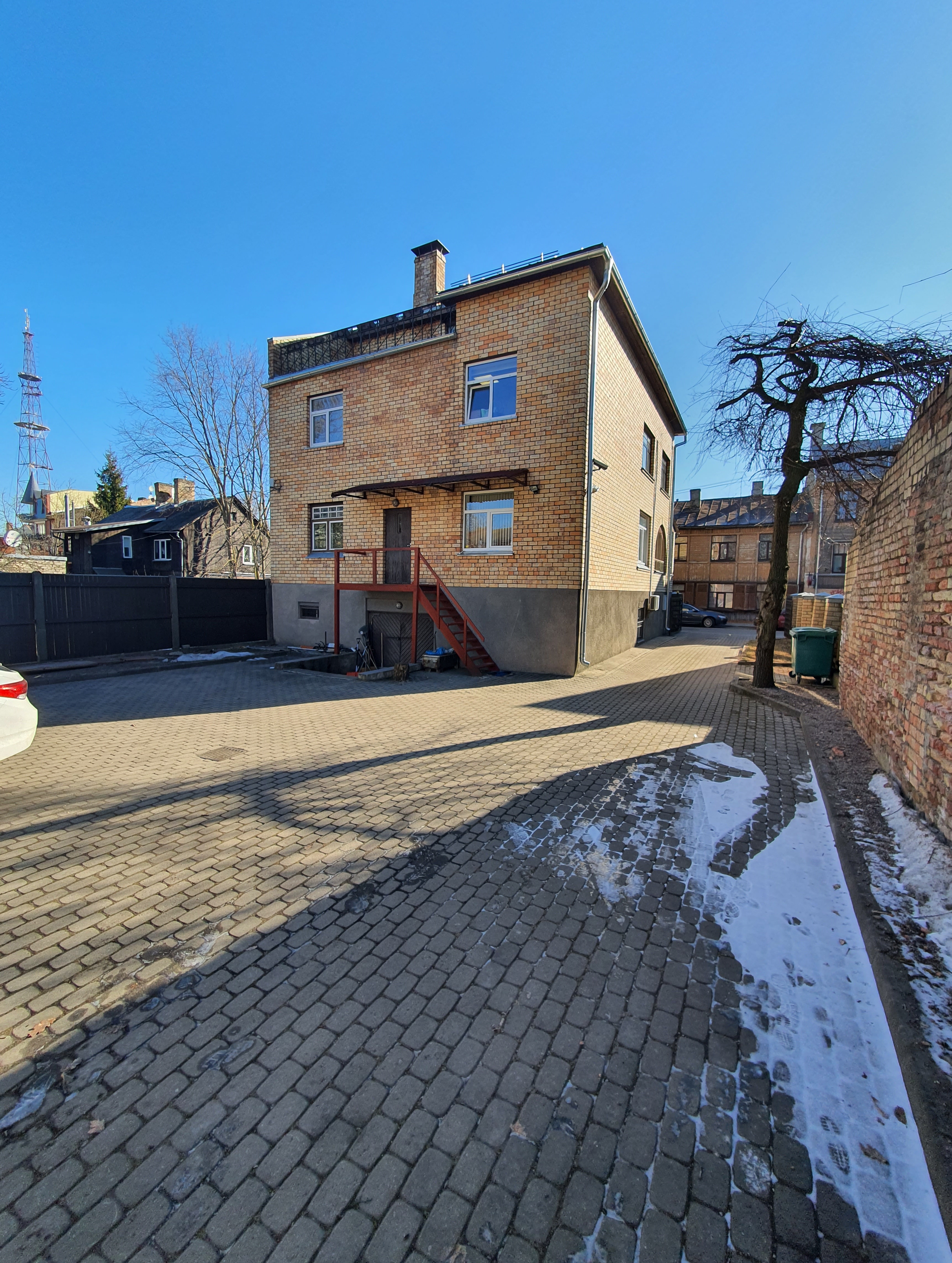 Pārdod biroju, Pilsoņu iela - Attēls 1