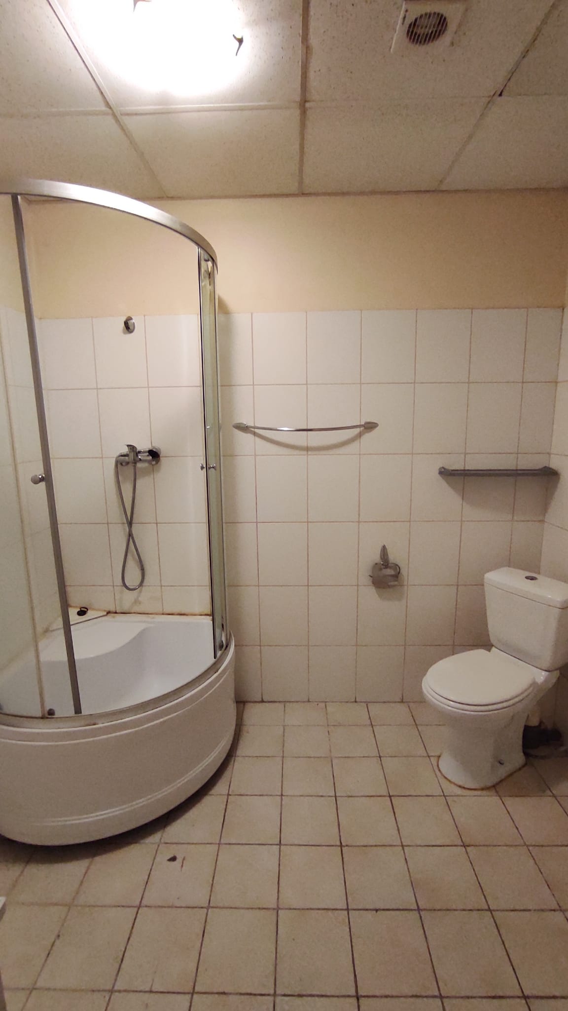 Pārdod namīpašumu, Flotes iela - Attēls 1