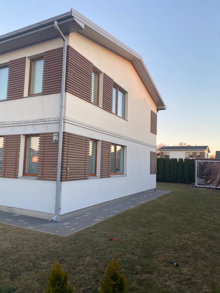Pārdod māju, Sauleslīču iela - Attēls 1