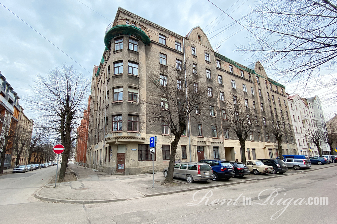 Pārdod dzīvokli, Zvaigžņu iela 24 - Attēls 1