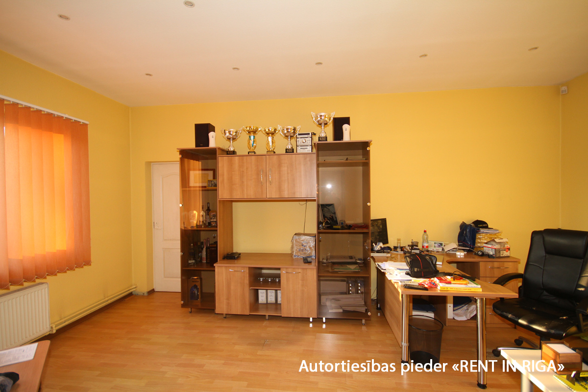 Pārdod namīpašumu, Ventspils iela - Attēls 1