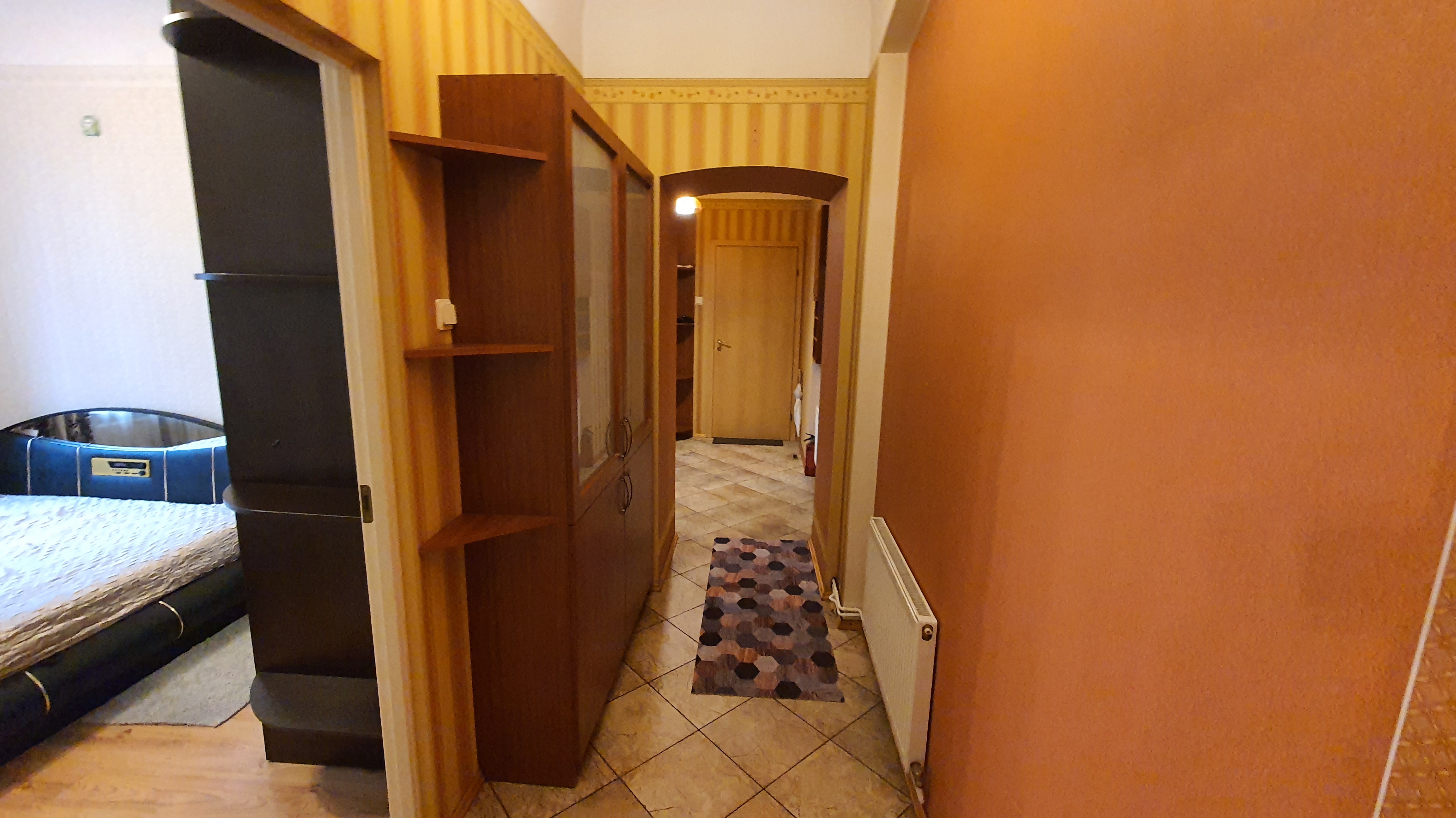 Pārdod dzīvokli, Kurbada iela 1a - Attēls 1