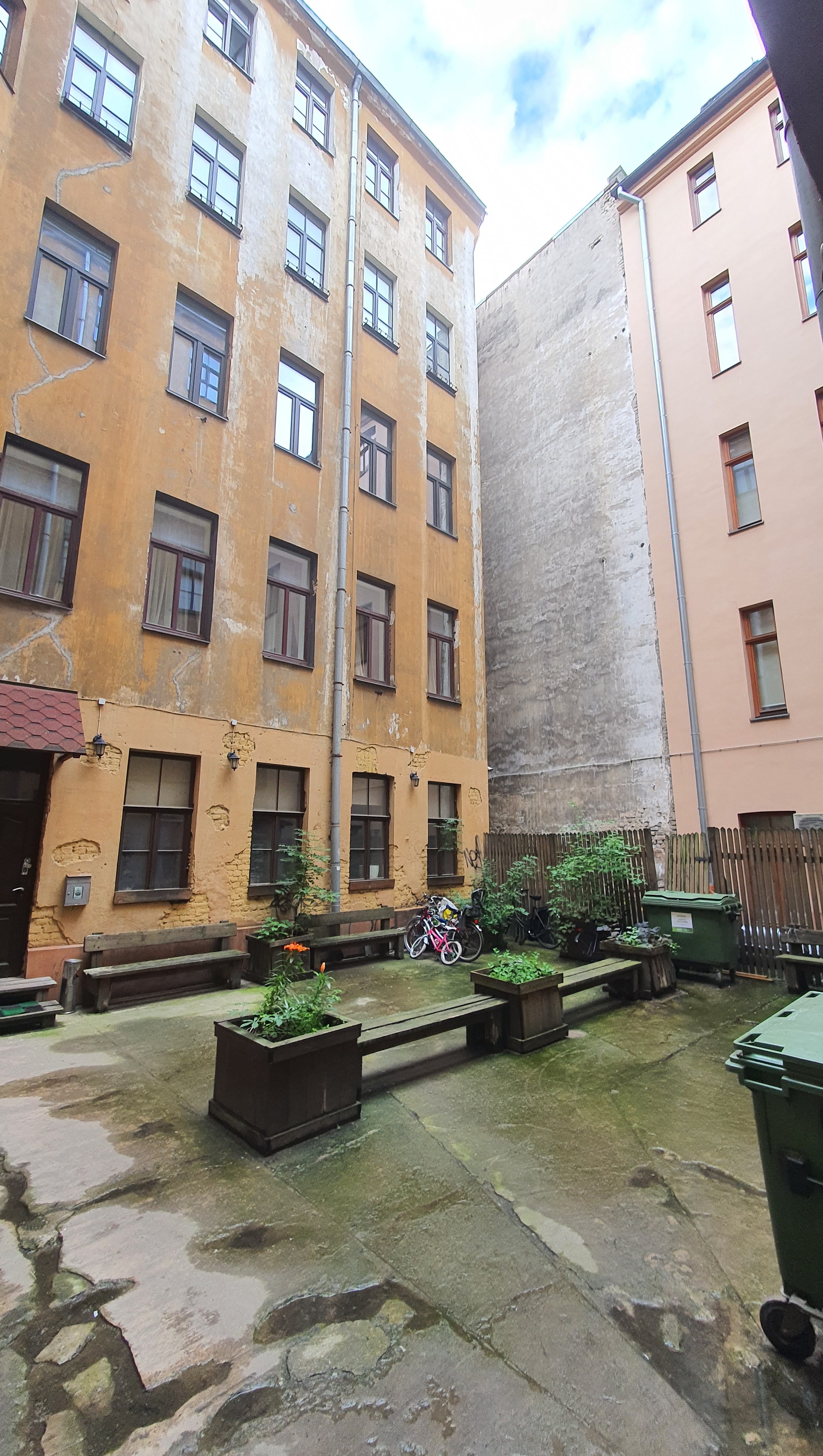 Pārdod tirdzniecības telpas, Raina bulvaris - Attēls 1