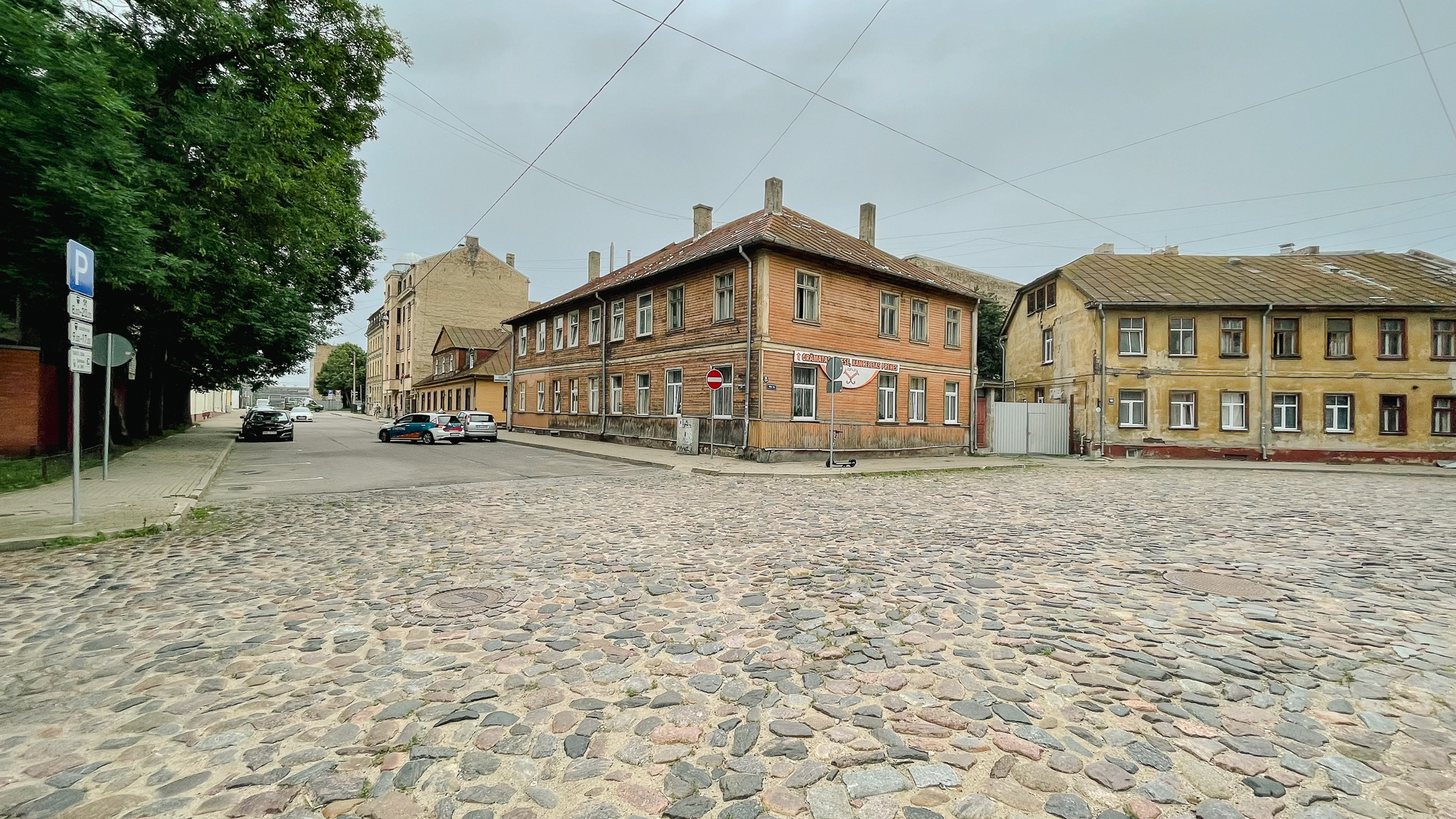Pārdod dzīvokli, Jēzusbaznīcas iela 9 - Attēls 1