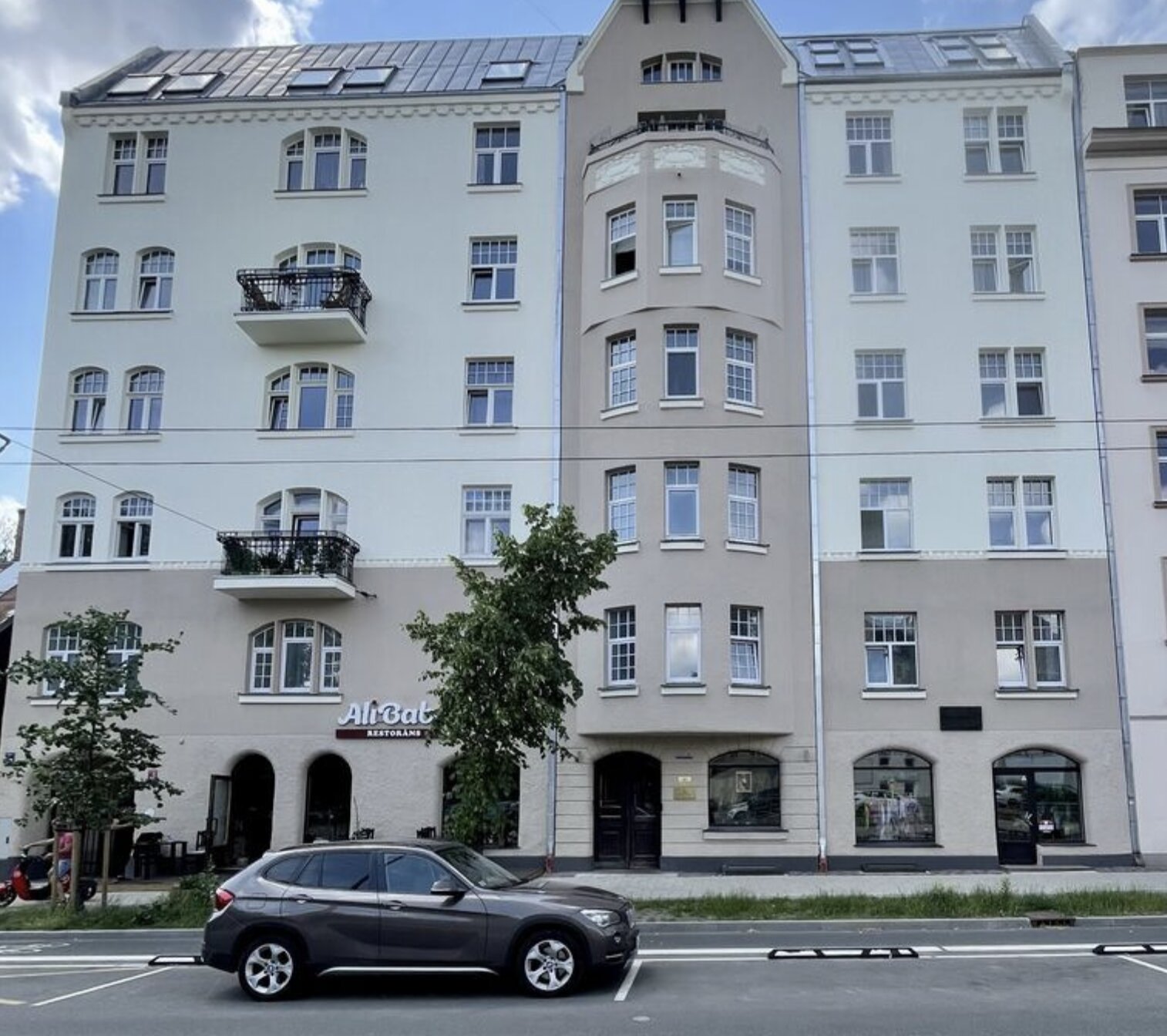 Pārdod dzīvokli, Bruņinieku iela 12 - Attēls 1