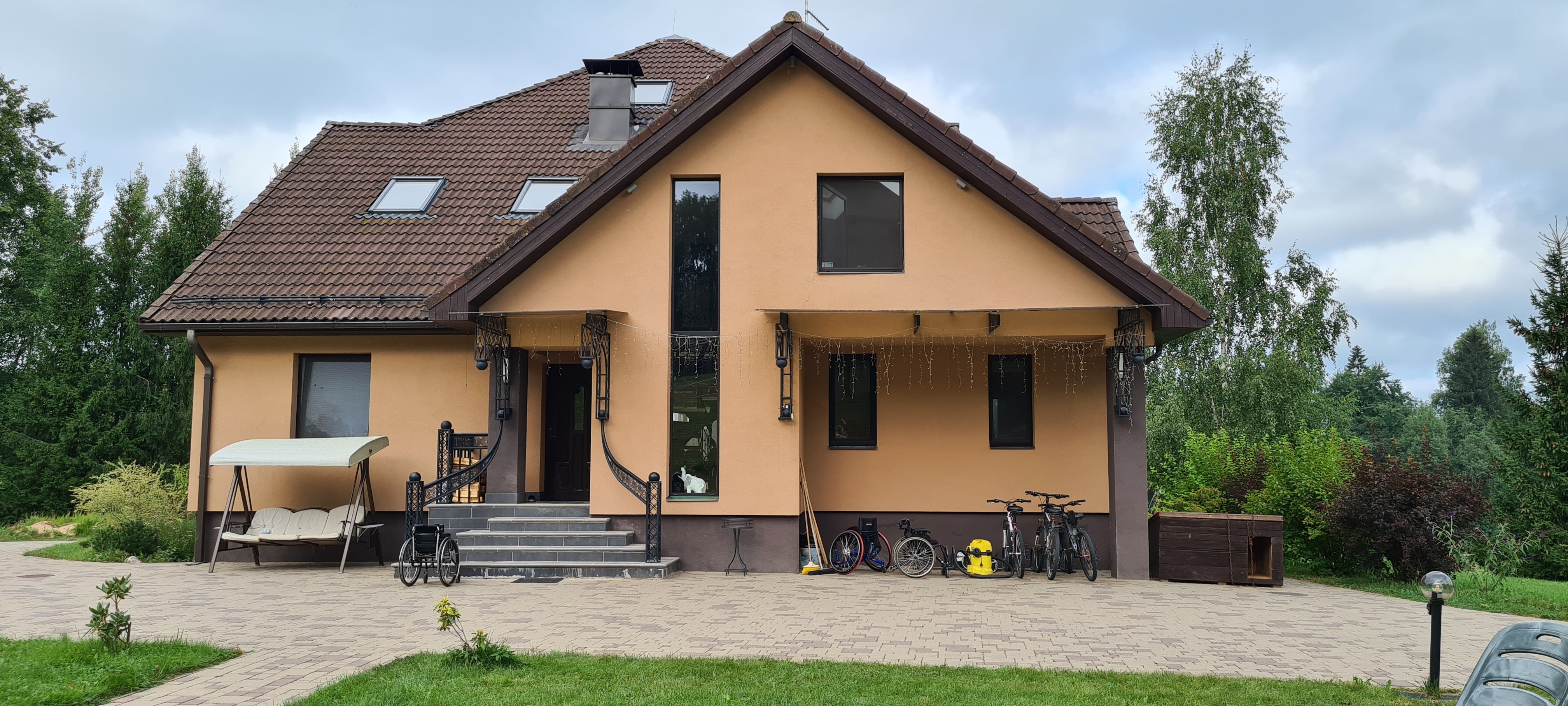 Pārdod māju, Pakalnes - Attēls 1