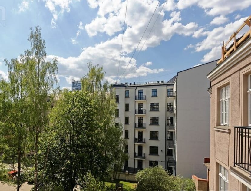 Pārdod dzīvokli, Skolas iela 20 - Attēls 1