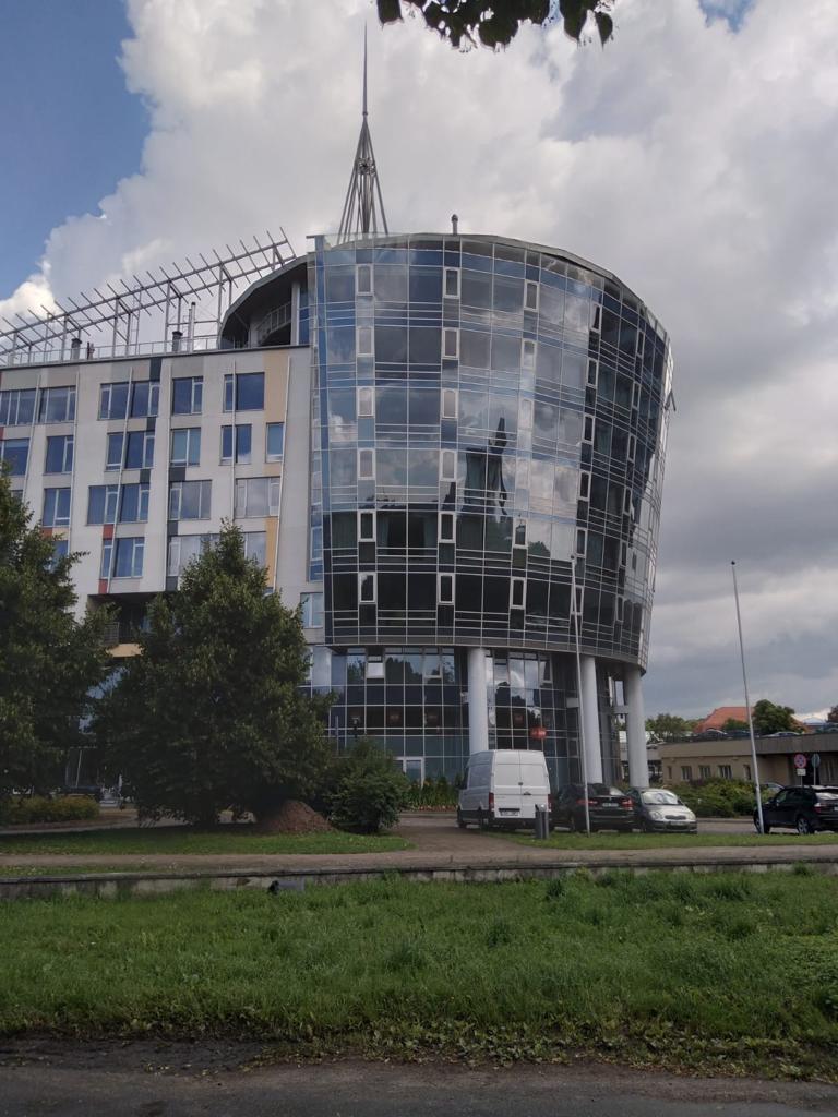 Pārdod dzīvokli, Republikas laukums iela 3 - Attēls 1