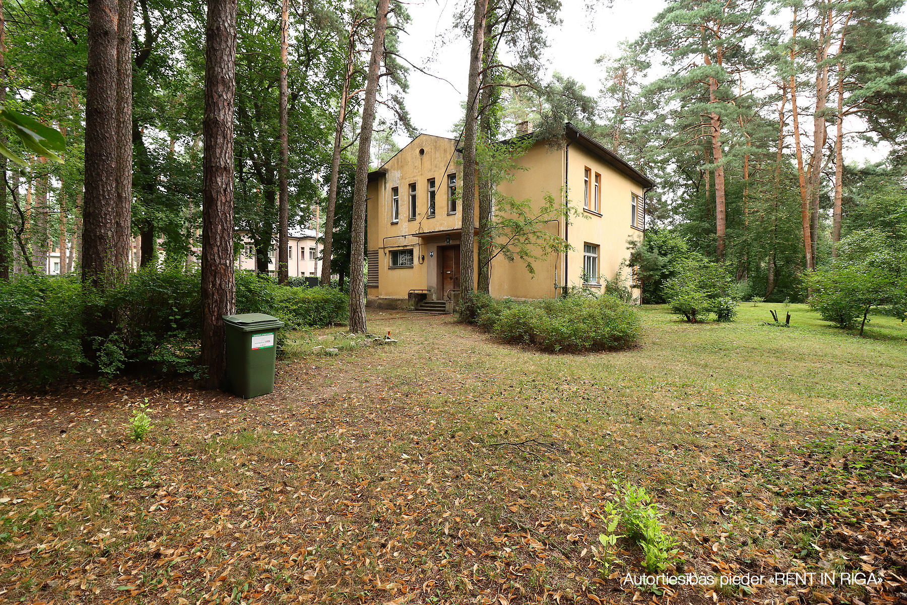 Pārdod māju, Poruka iela - Attēls 1