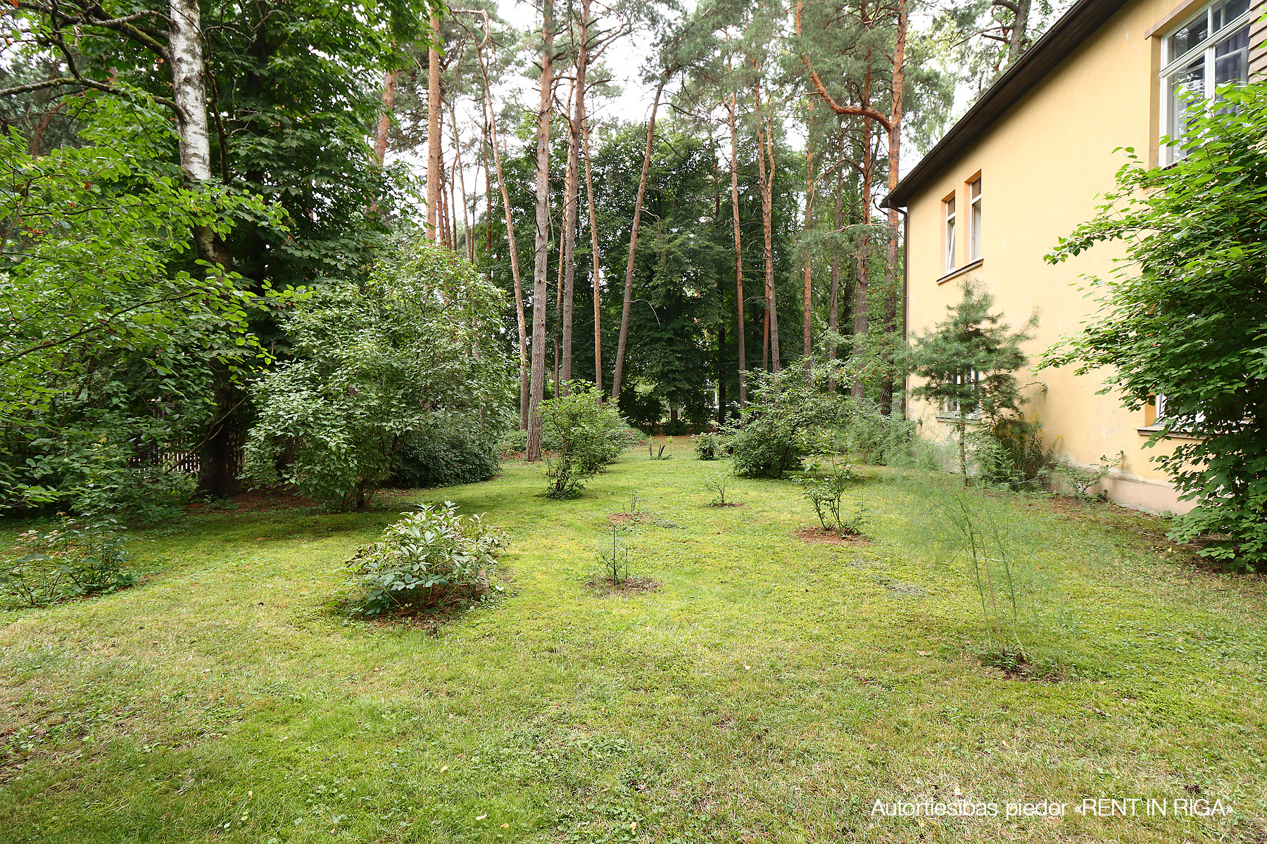 Pārdod māju, Poruka iela - Attēls 1