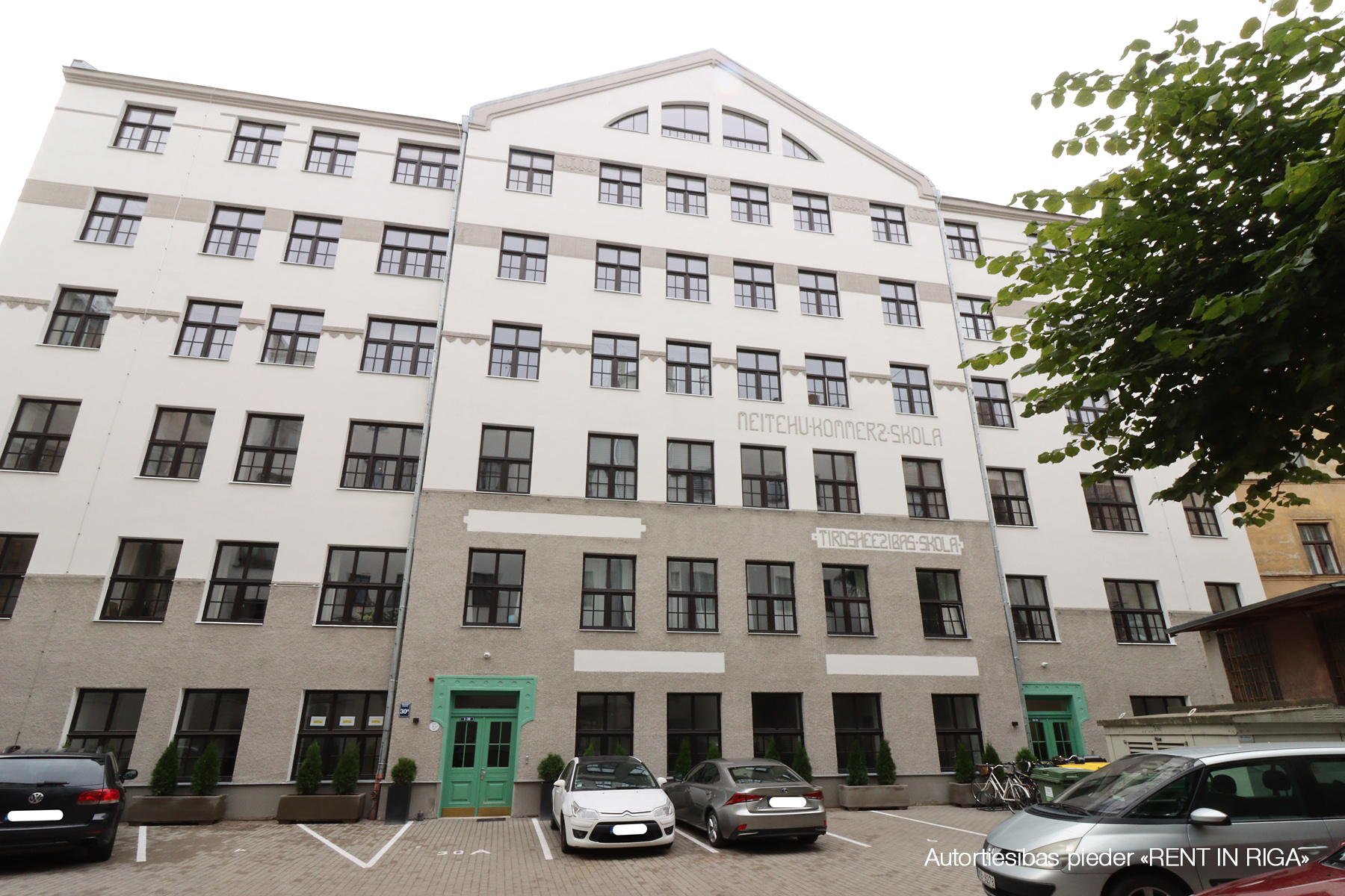 Pārdod dzīvokli, Čaka iela 30A - Attēls 1