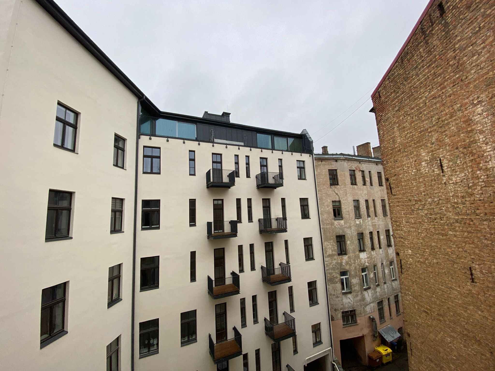 Pārdod dzīvokli, Aleksandra Čaka iela 26 - Attēls 1