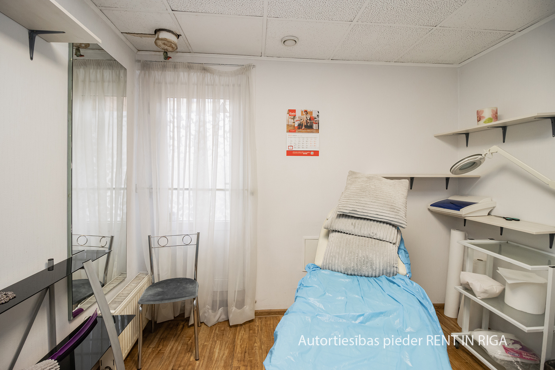 Pārdod tirdzniecības telpas, Baložu iela - Attēls 1