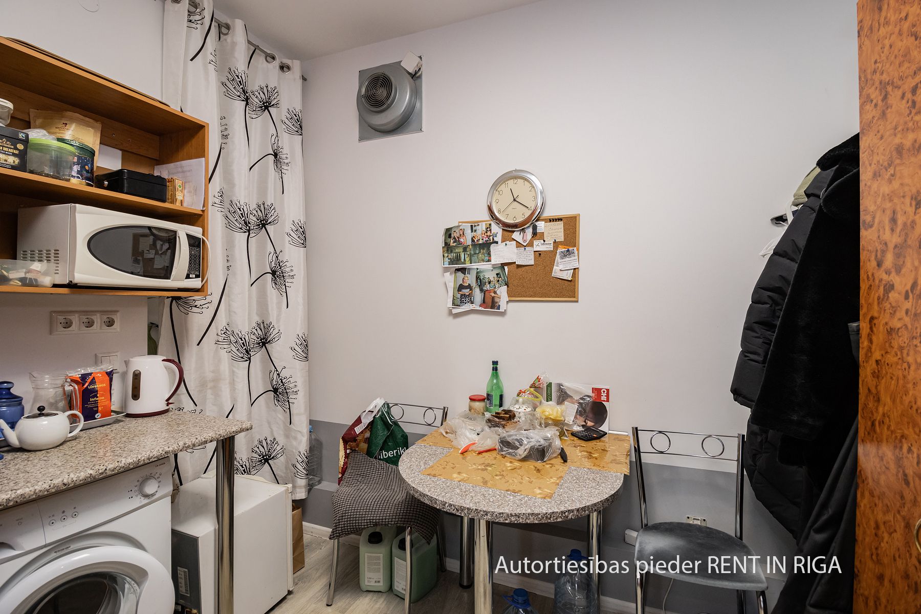Pārdod tirdzniecības telpas, Baložu iela - Attēls 1