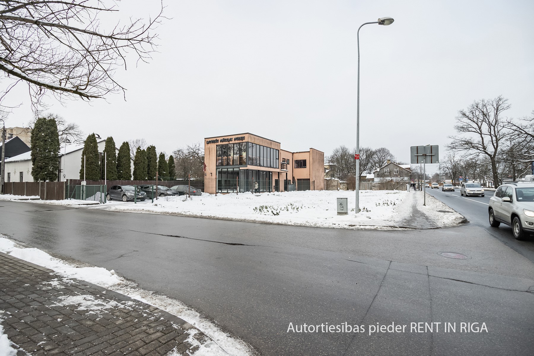 Pārdod tirdzniecības telpas, Maija iela - Attēls 1