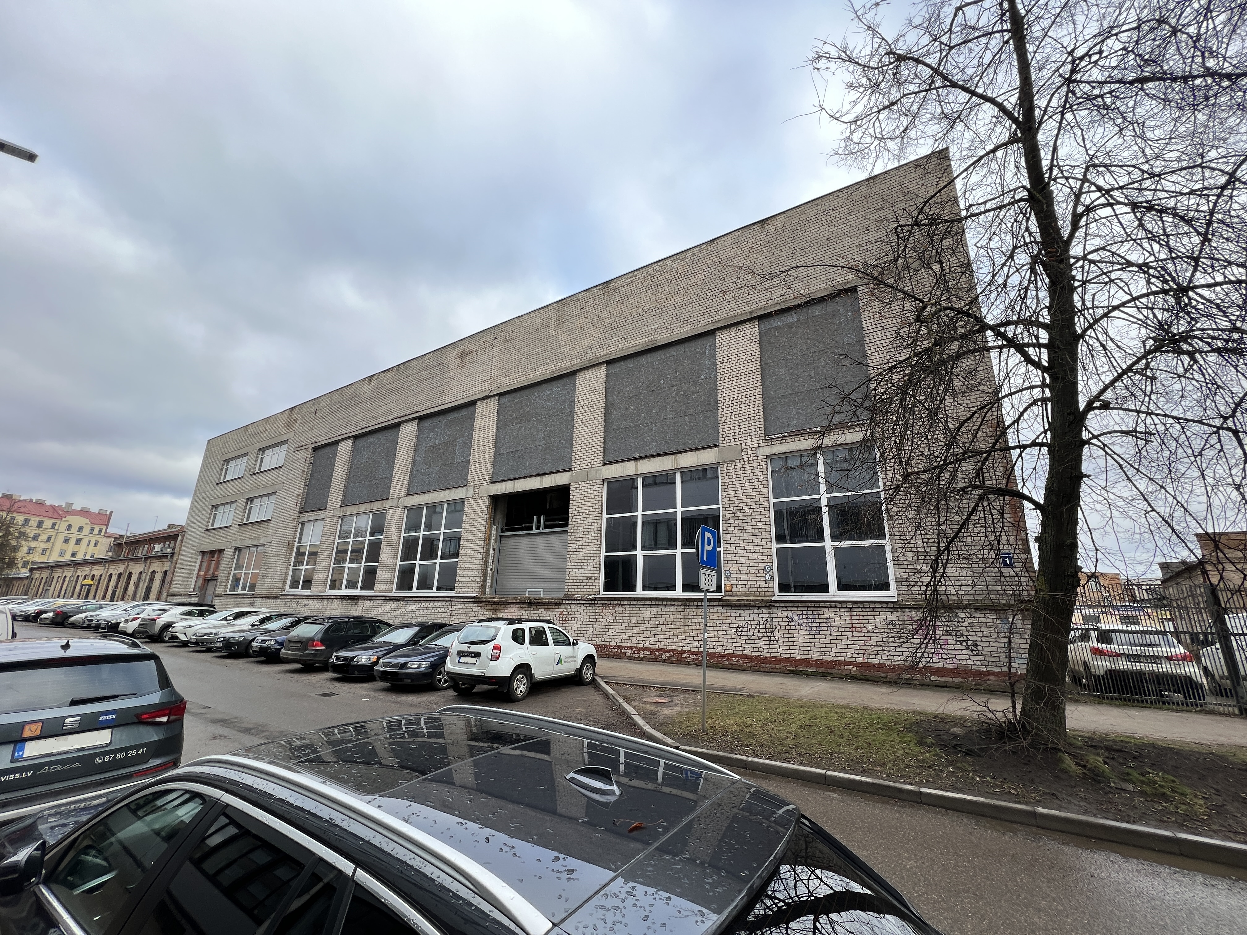 Iznomā ražošanas telpas, Barona iela - Attēls 1