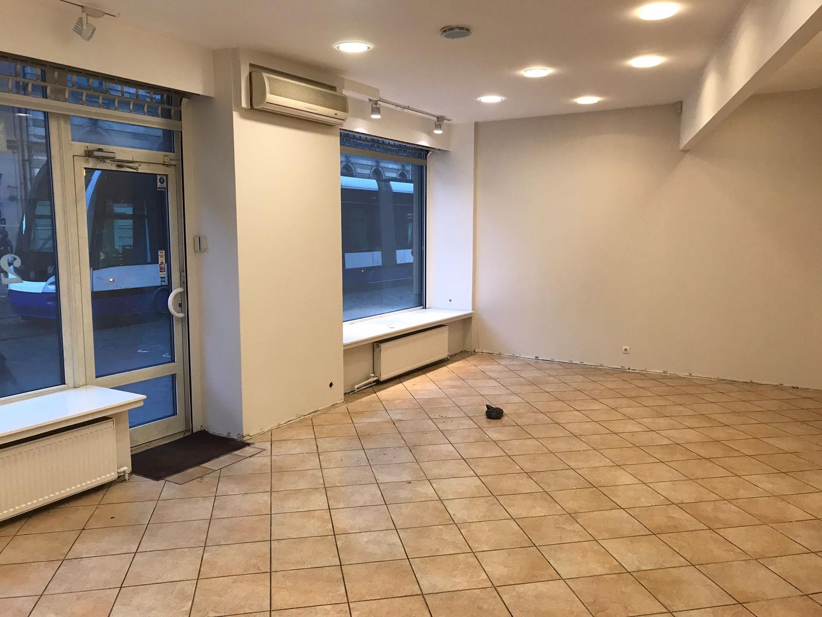 Iznomā tirdzniecības telpas, Krišjāņa Barona iela - Attēls 1